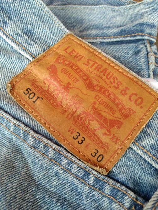 Levi's × Vintage Vintage Levis 501 Light Wash Distressed Jeans 33x30 Size US 33 - 3 Thumbnail