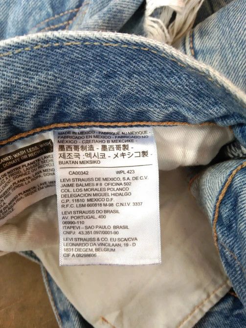 Levi's × Vintage Vintage Levis 501 Light Wash Distressed Jeans 33x30 Size US 33 - 12 Thumbnail