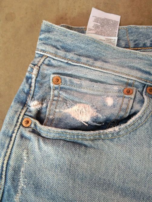 Levi's × Vintage Vintage Levis 501 Light Wash Distressed Jeans 33x30 Size US 33 - 10 Thumbnail