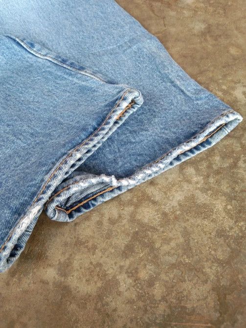 Levi's × Vintage Vintage Levis 501 Light Wash Distressed Jeans 33x30 Size US 33 - 6 Thumbnail