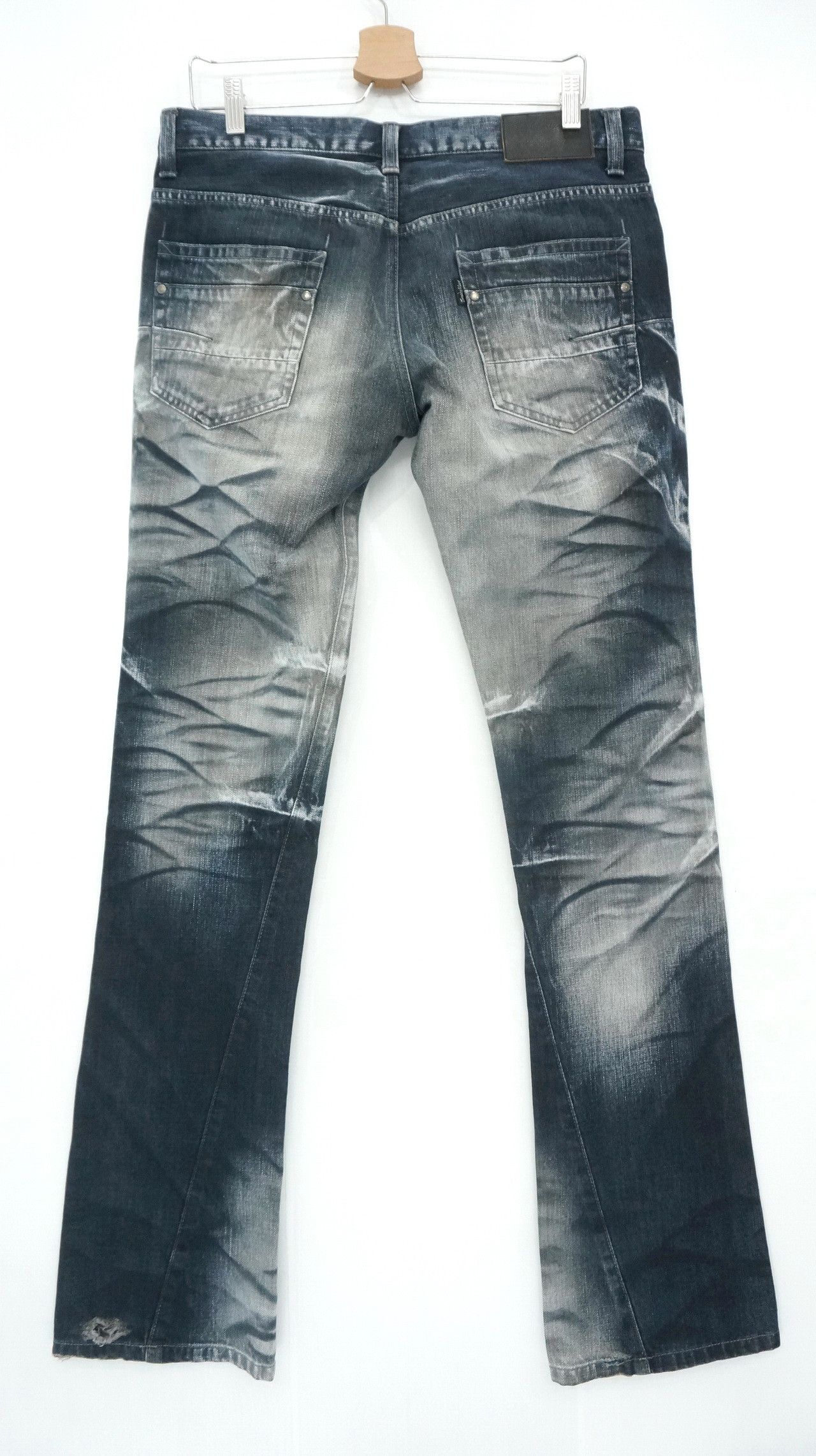 Japanese Brand Dope Vtg Tornado Mart Japan Distressed Lowrise Worn Jeans Size US 34 / EU 50 - 2 Thumbnail