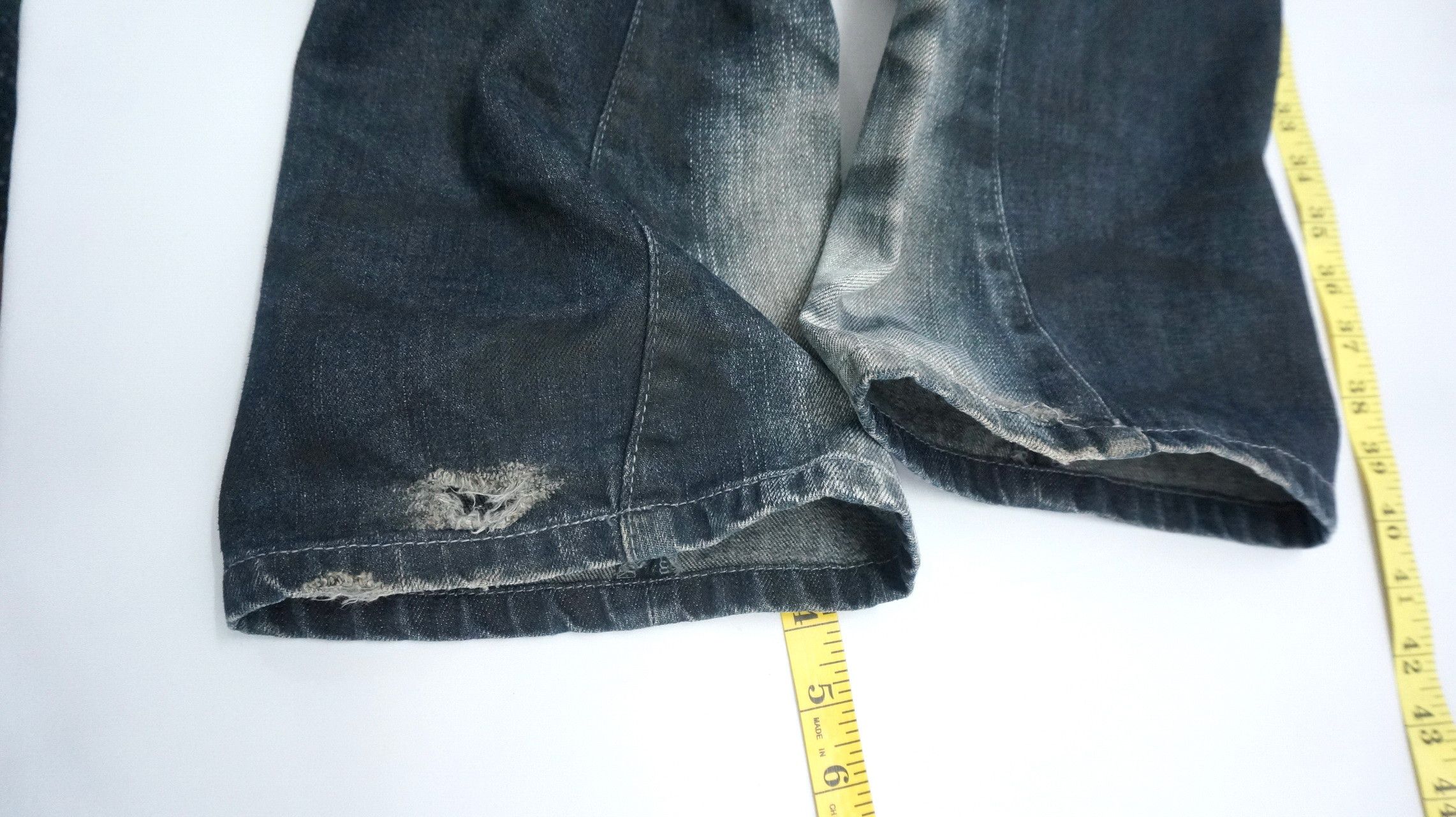 Japanese Brand Dope Vtg Tornado Mart Japan Distressed Lowrise Worn Jeans Size US 34 / EU 50 - 22 Thumbnail