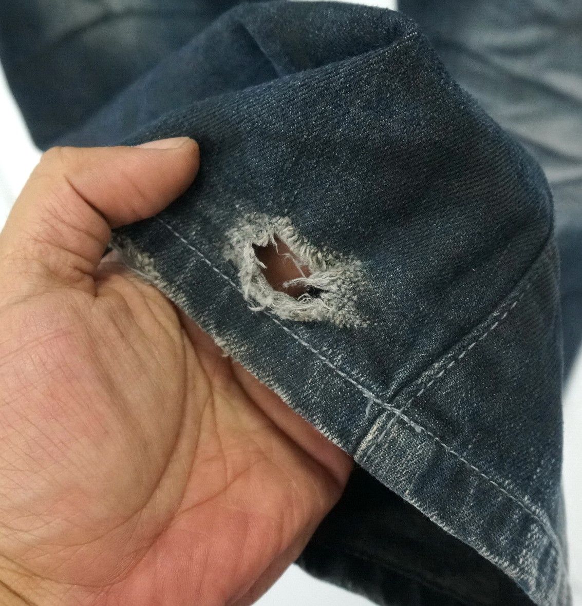 Japanese Brand Dope Vtg Tornado Mart Japan Distressed Lowrise Worn Jeans Size US 34 / EU 50 - 23 Thumbnail