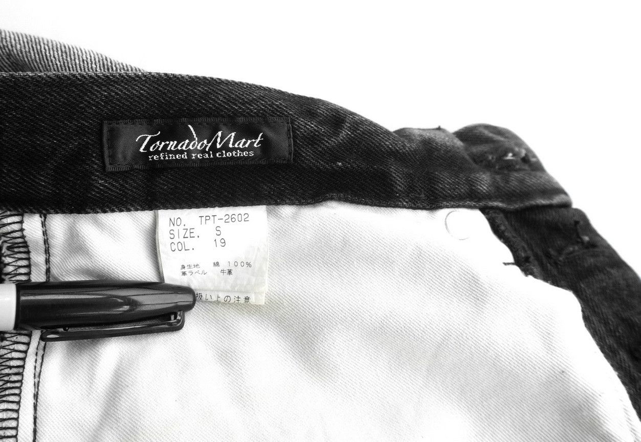 Tornado Mart DopeVtg🇯🇵TORNADO MART Distressed Short rise Flared Jeans Size US 28 / EU 44 - 13 Thumbnail