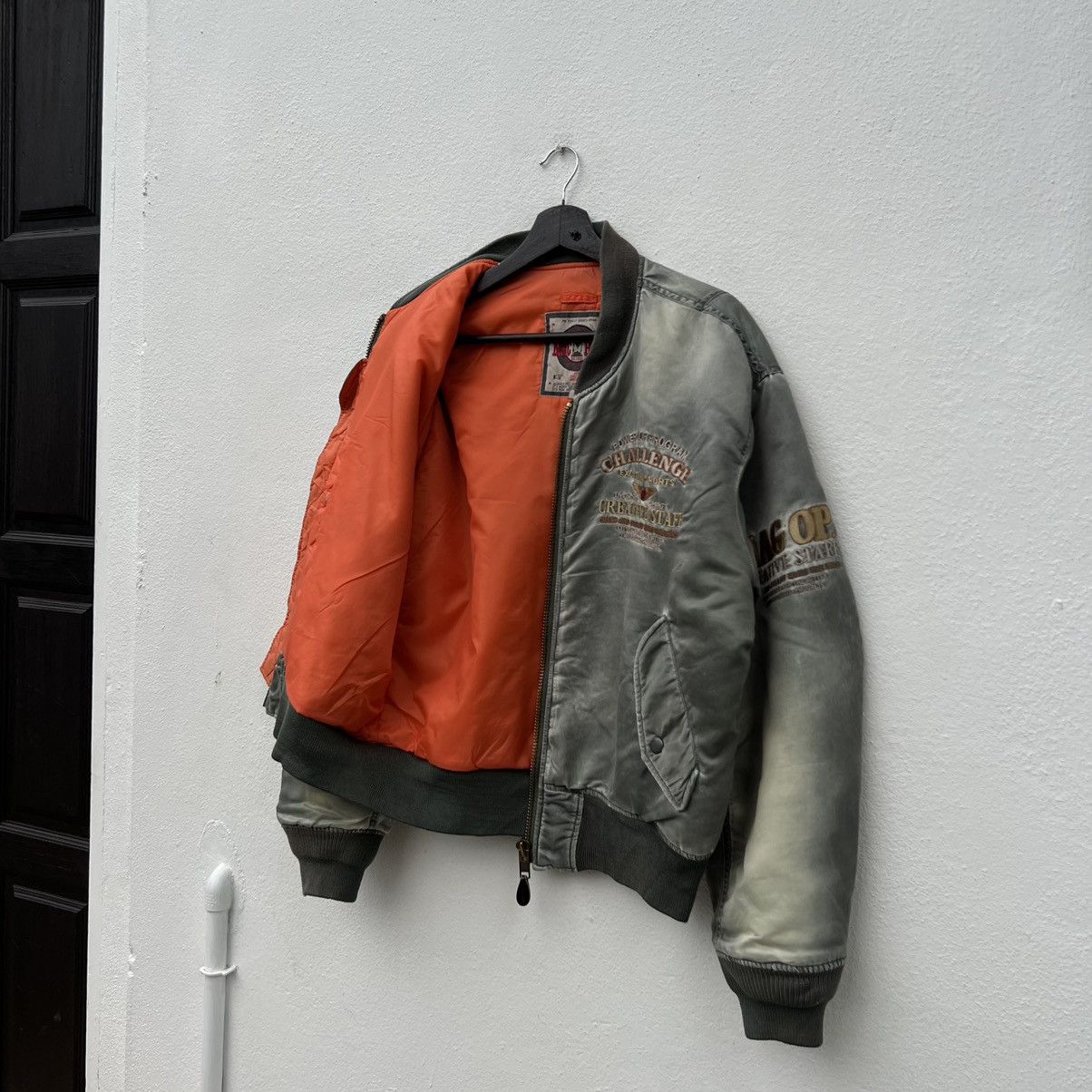 Japanese Brand VINTAGE MAG OP. CREATIVE STAFF BOMBER JACKET BIG LOGO Size US M / EU 48-50 / 2 - 12 Thumbnail