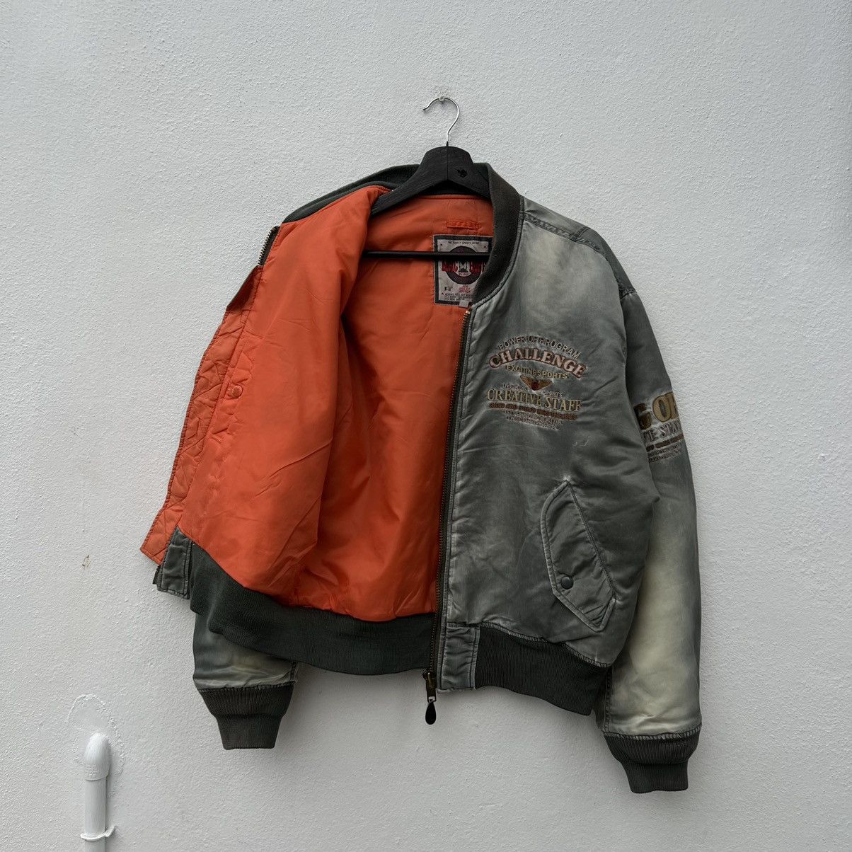 Japanese Brand VINTAGE MAG OP. CREATIVE STAFF BOMBER JACKET BIG LOGO Size US M / EU 48-50 / 2 - 11 Thumbnail