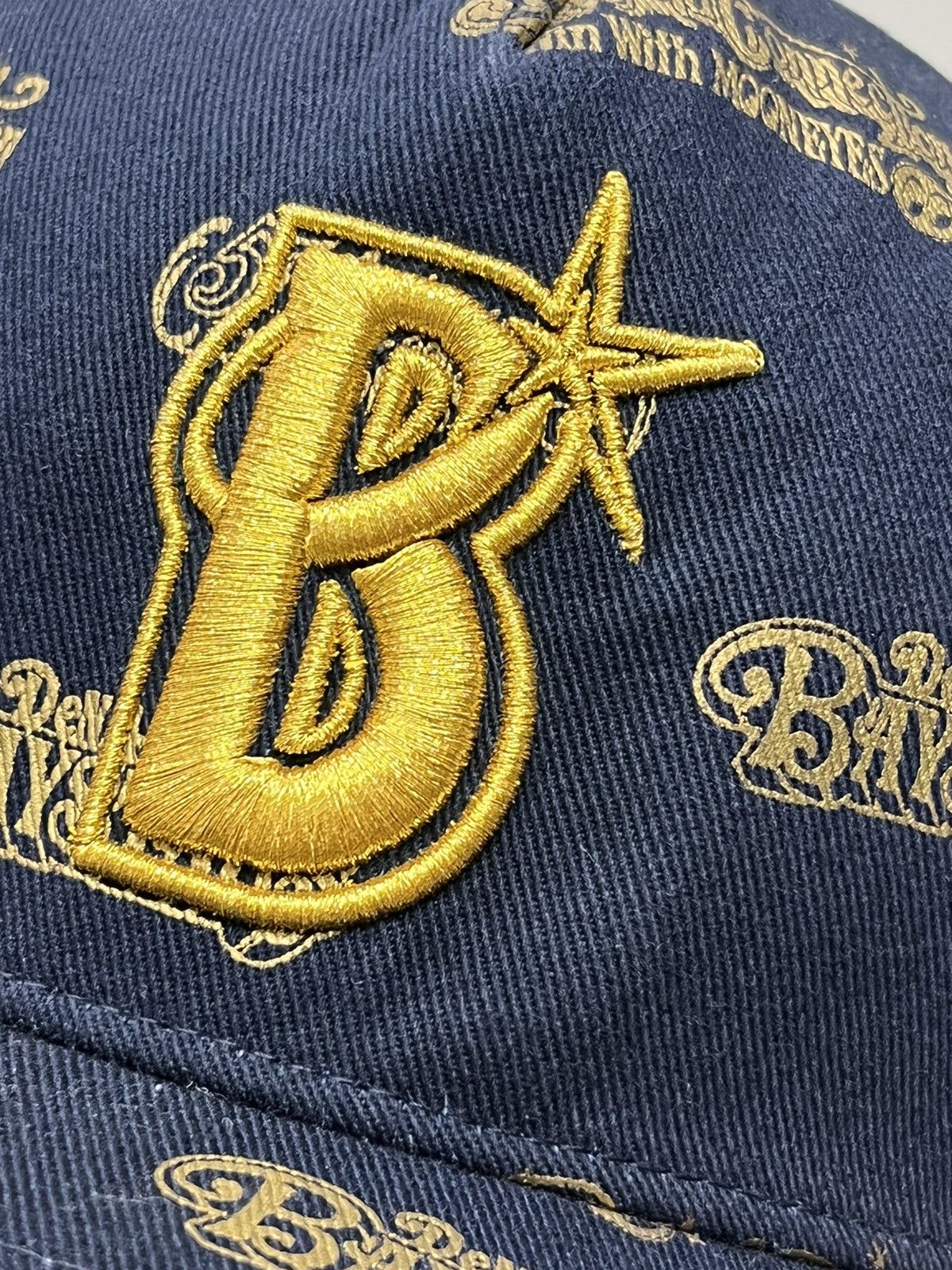 Japanese Brand 🔥RARE🔥 YOKOHAMA DeNA BAYSTARS x MOONEYES Trucker Hat Size ONE SIZE - 4 Thumbnail