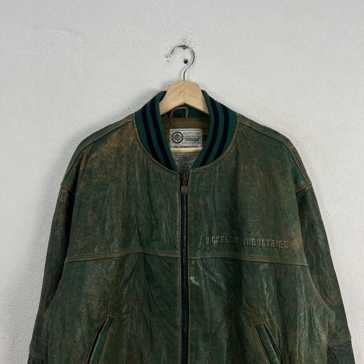 Japanese Brand VINTAGE OAKWOOD LEATHER VARSITY BOMBER JACKET BIG LOGO Size US L / EU 52-54 / 3 - 4 Thumbnail