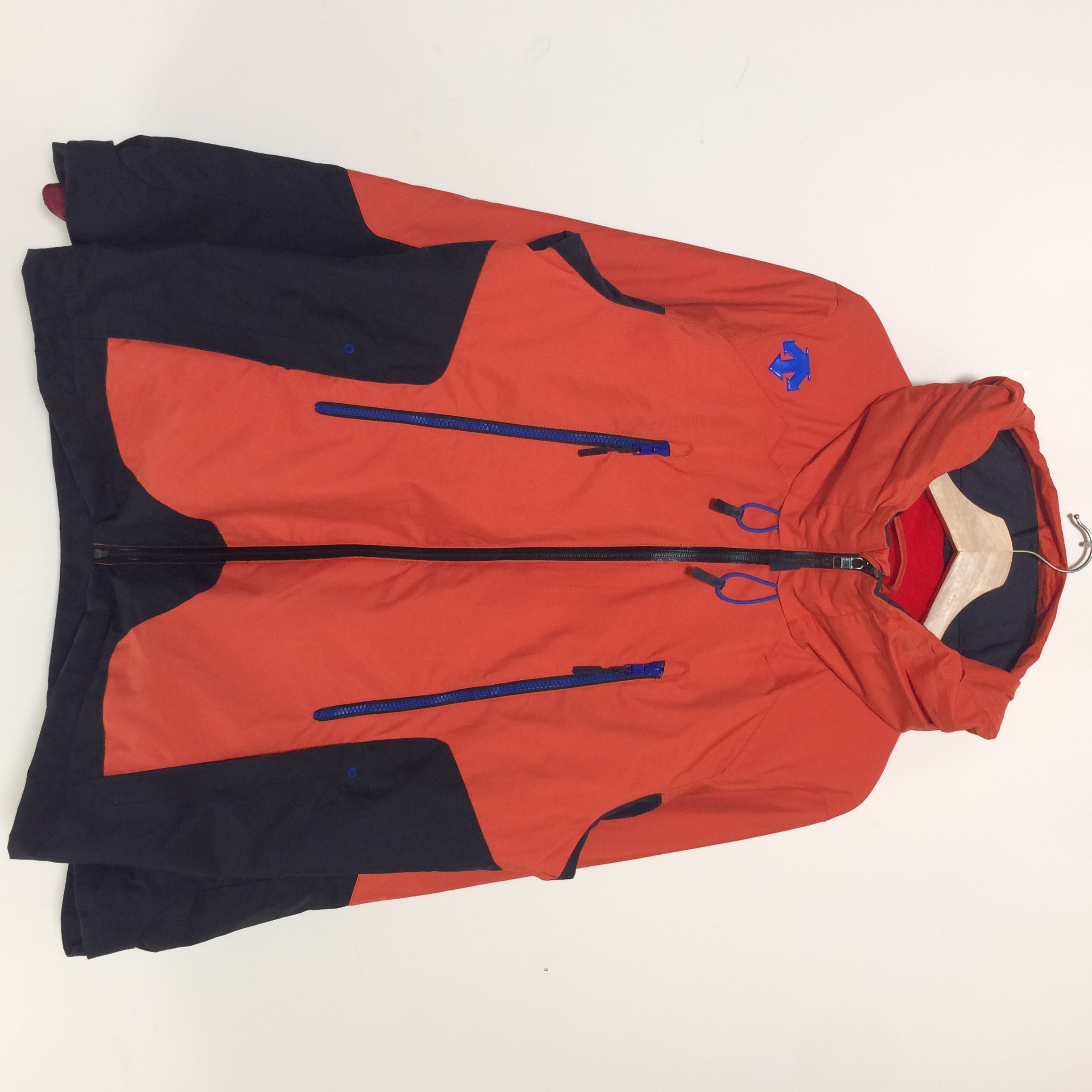 Descente Descente Heat Navi Allterrain Waterproof Hooded Jacket Size US L / EU 52-54 / 3 - 9 Thumbnail