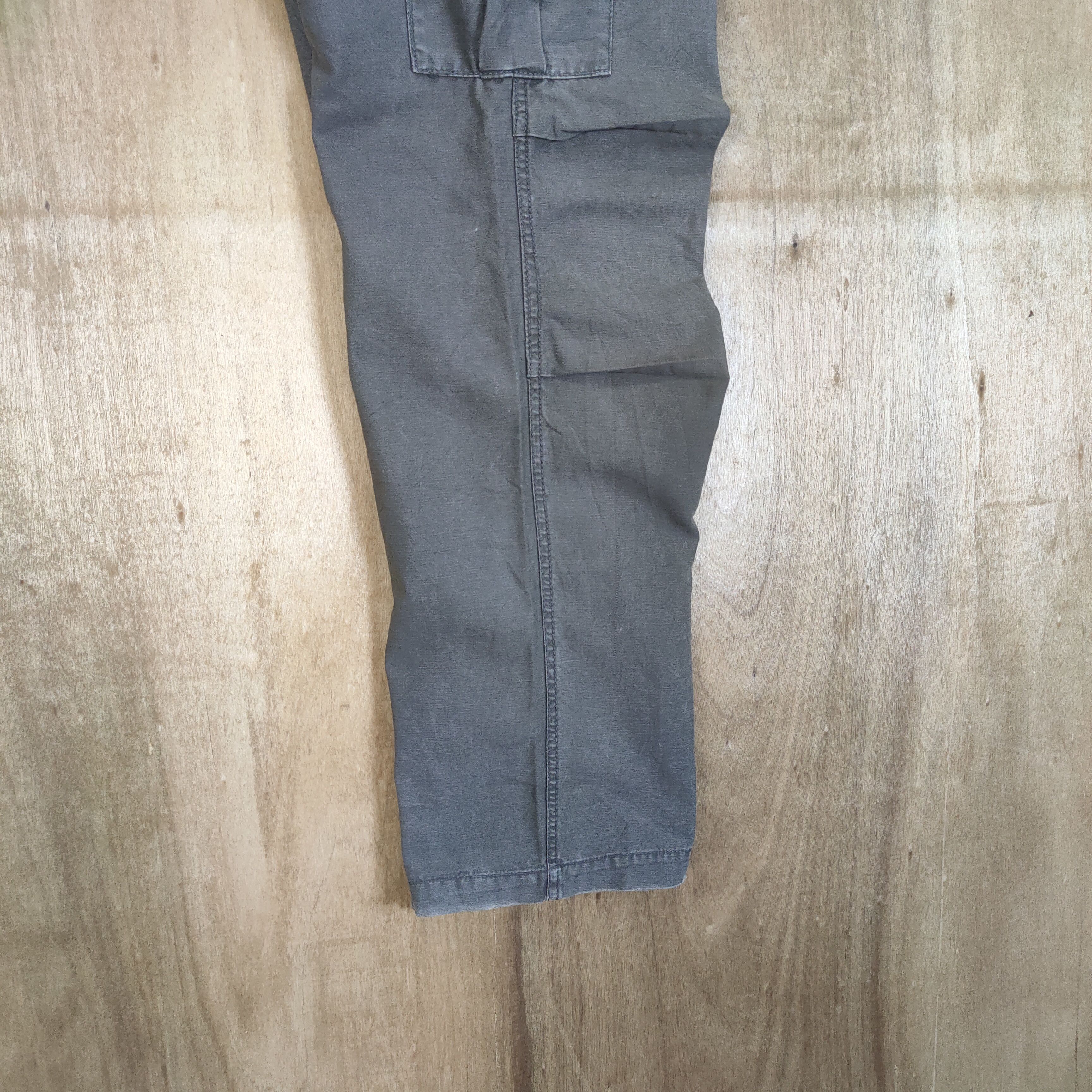 Oshkosh VINTAGE BROWN BAGGY CARGO PANTS Size US 32 / EU 48 - 16 Thumbnail