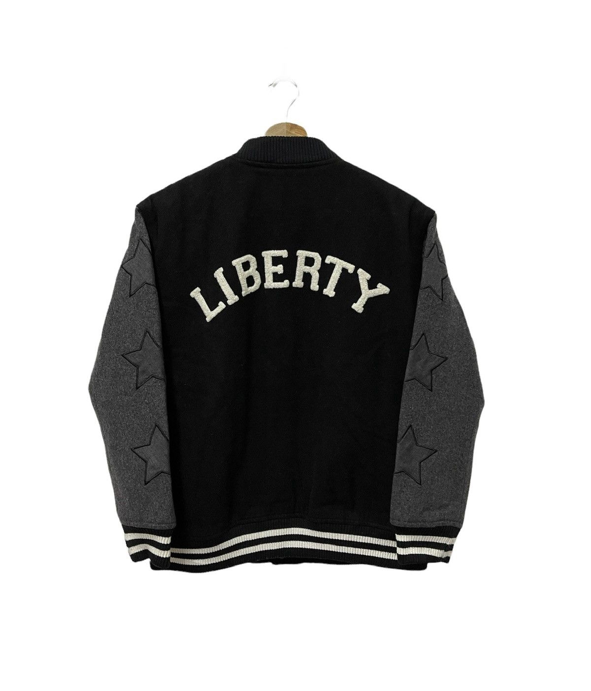 Vintage Vintage World Wide Love Liberty Spell Out Varsity Jacket Size US S / EU 44-46 / 1 - 7 Thumbnail
