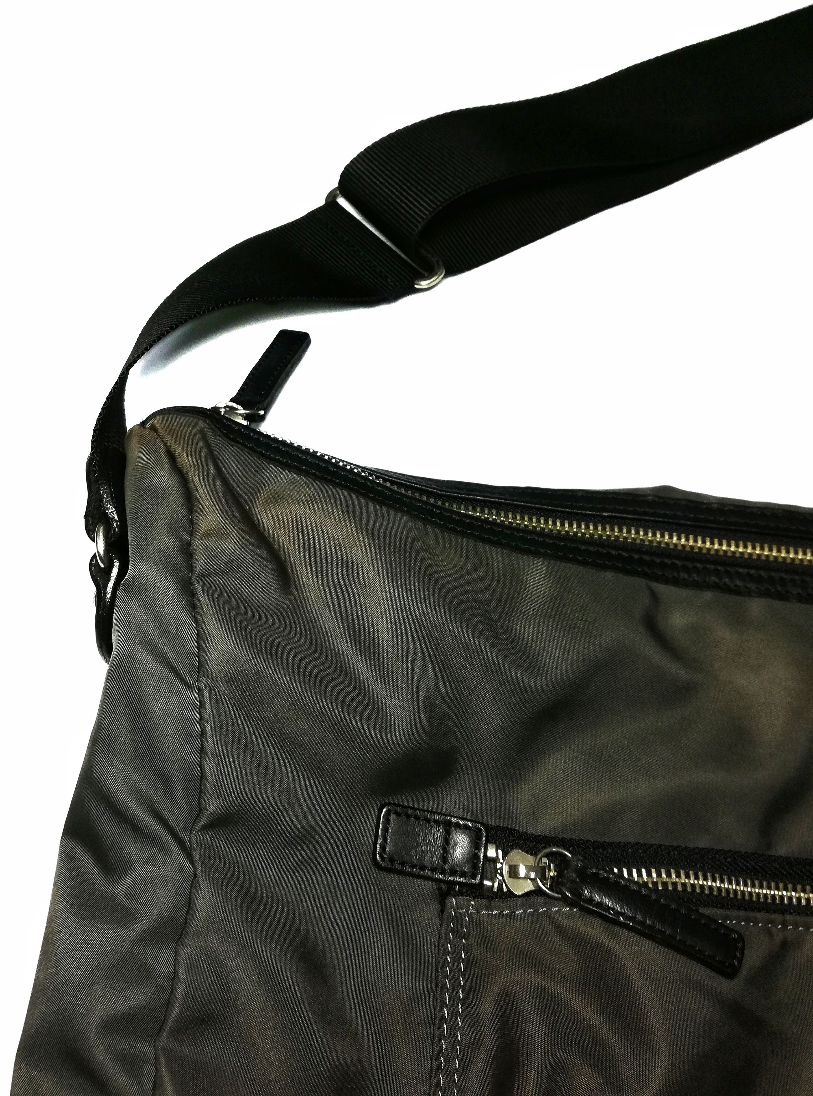 Japanese Brand 🔥Comme Ca Du Mode Men Menjadi Large Sling Bag Nylon🔥 Size ONE SIZE - 7 Thumbnail