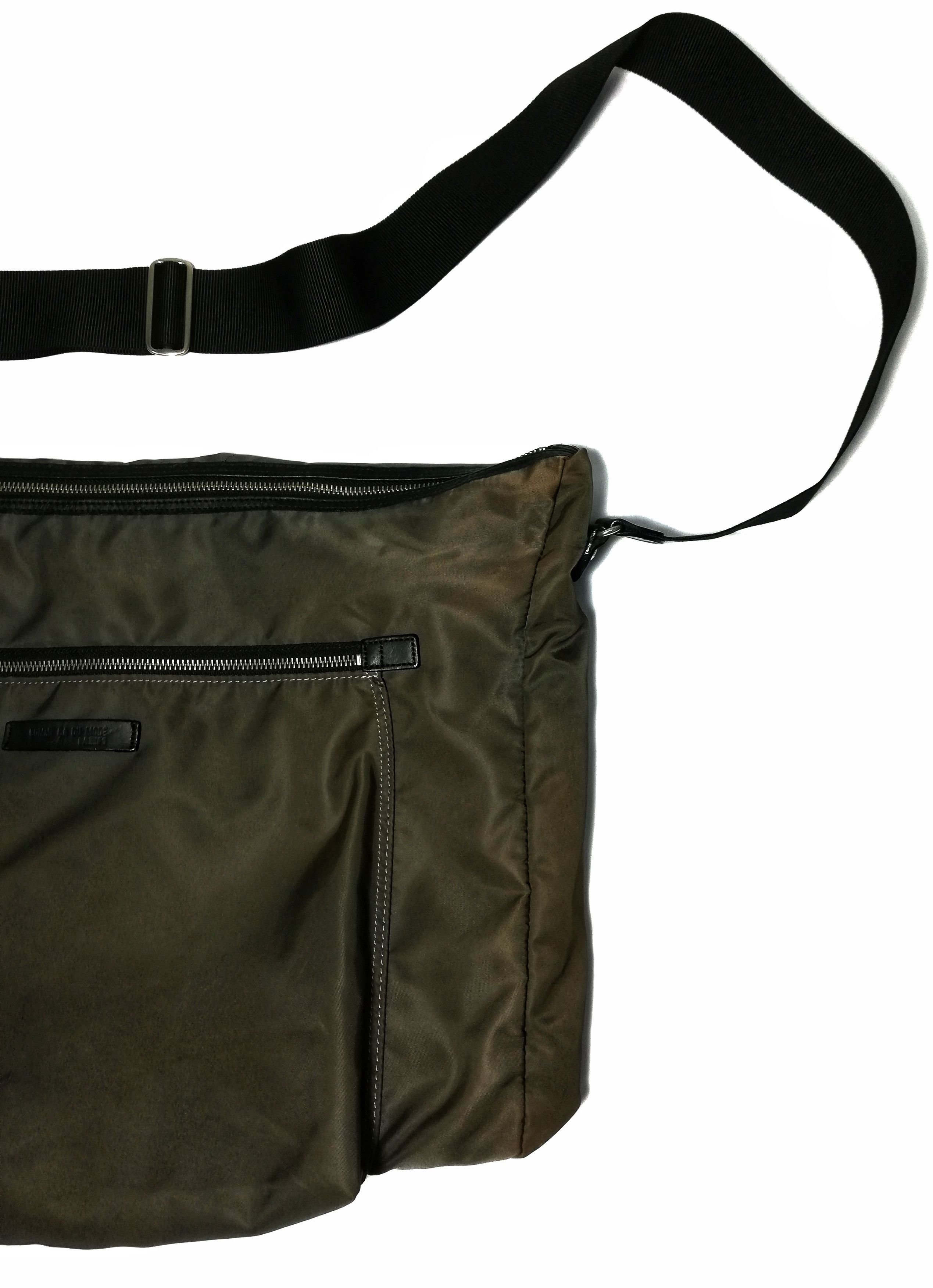Japanese Brand 🔥Comme Ca Du Mode Men Menjadi Large Sling Bag Nylon🔥 Size ONE SIZE - 4 Thumbnail