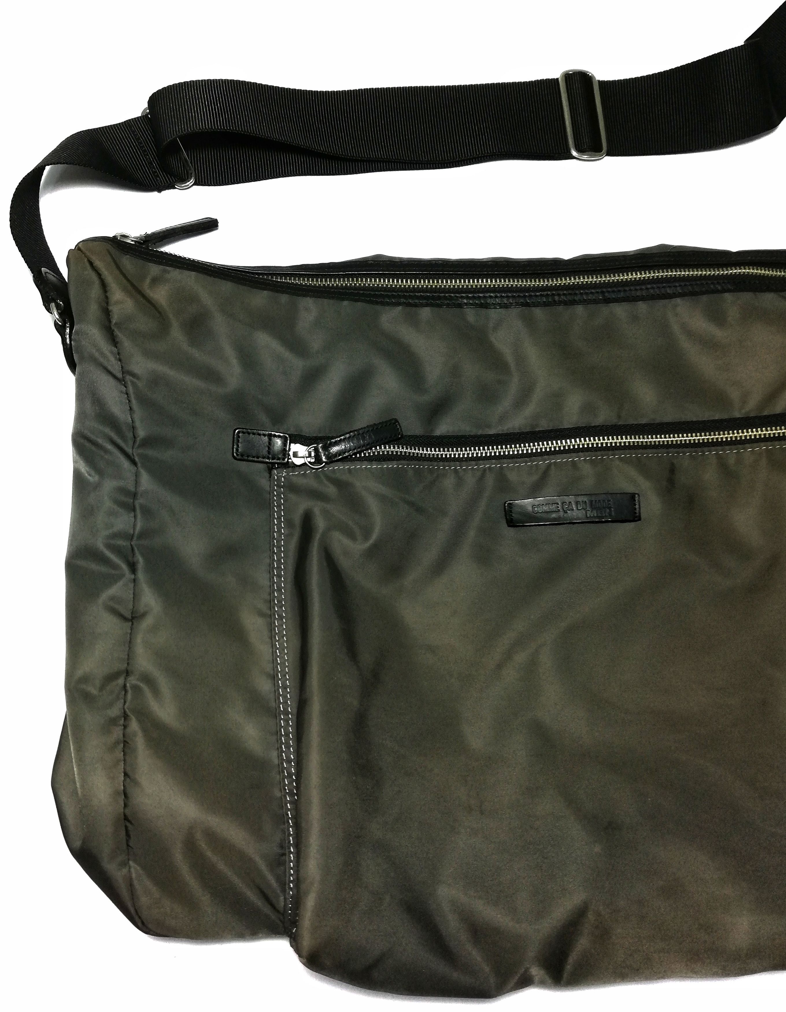 Japanese Brand 🔥Comme Ca Du Mode Men Menjadi Large Sling Bag Nylon🔥 Size ONE SIZE - 3 Thumbnail