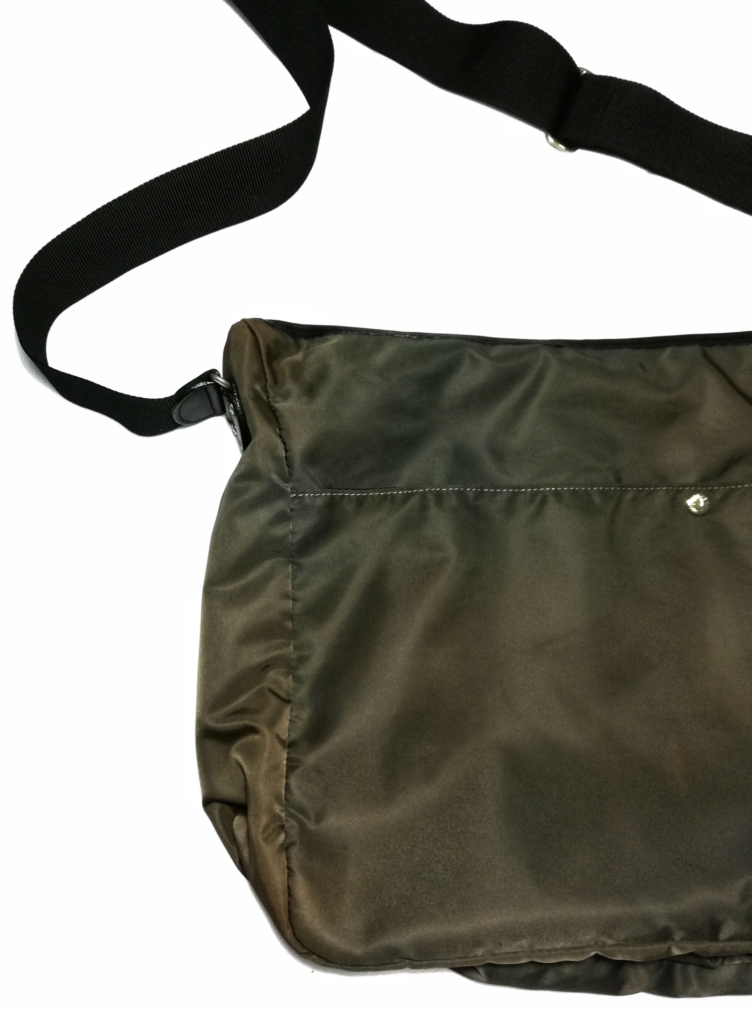 Japanese Brand 🔥Comme Ca Du Mode Men Menjadi Large Sling Bag Nylon🔥 Size ONE SIZE - 15 Thumbnail