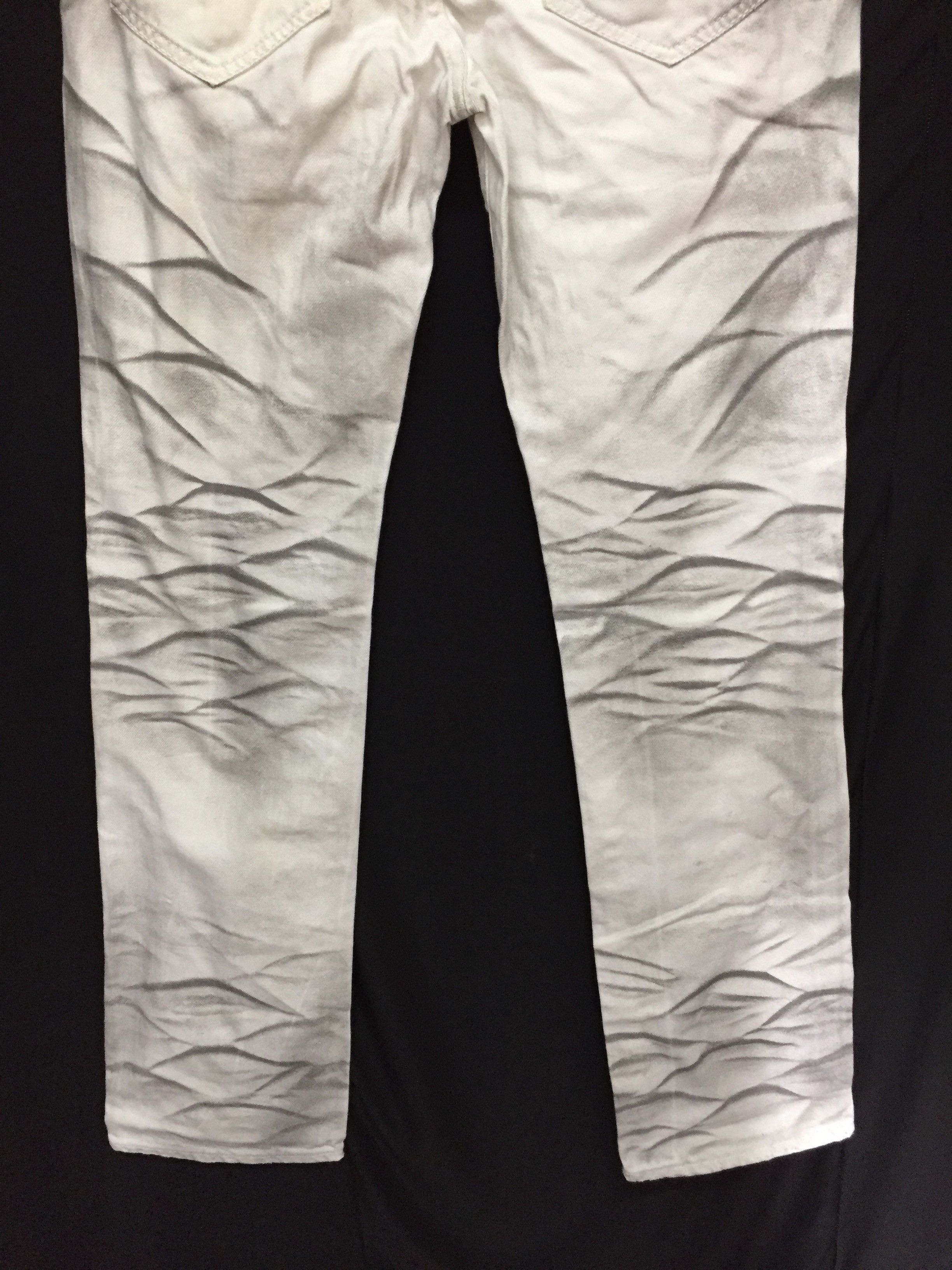 CIVARIZE 2013 Made in JAPAN CIVARIZE Dirty Whisker Zebra white denim Size US 32 / EU 48 - 14 Thumbnail