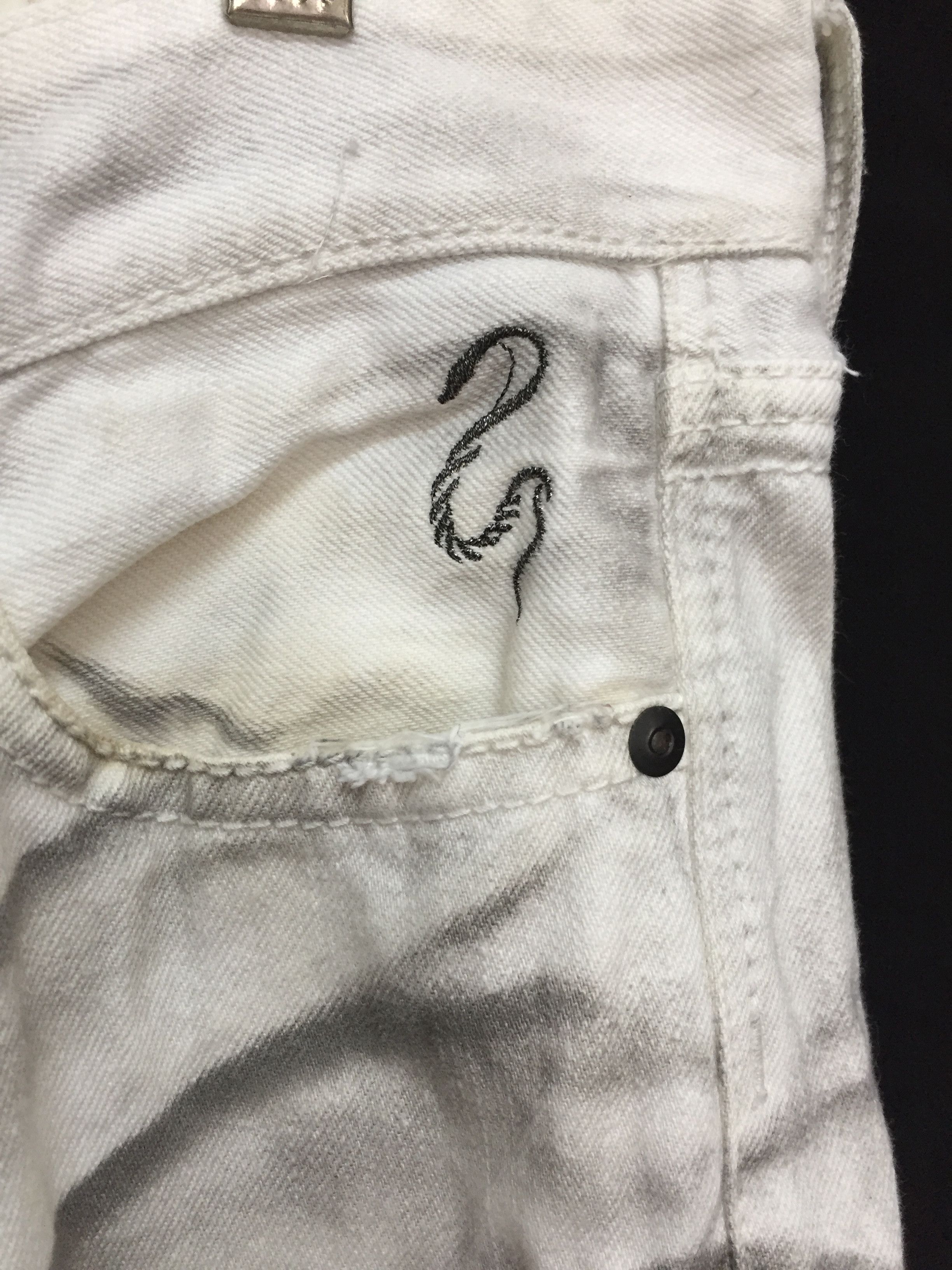 CIVARIZE 2013 Made in JAPAN CIVARIZE Dirty Whisker Zebra white denim Size US 32 / EU 48 - 9 Thumbnail