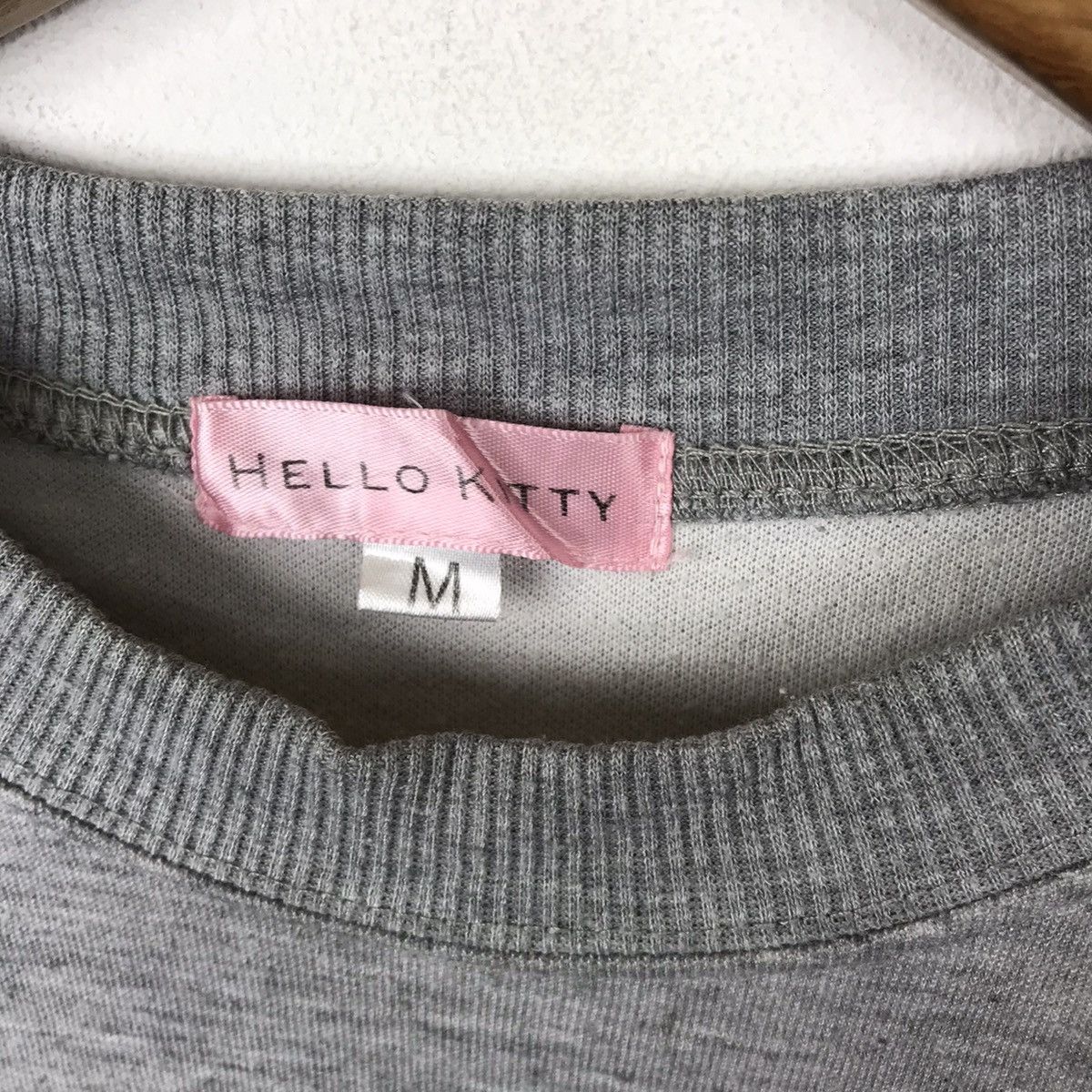 Vintage Vintage HELLO KITTY Sweatshirt Size US M / EU 48-50 / 2 - 6 Thumbnail