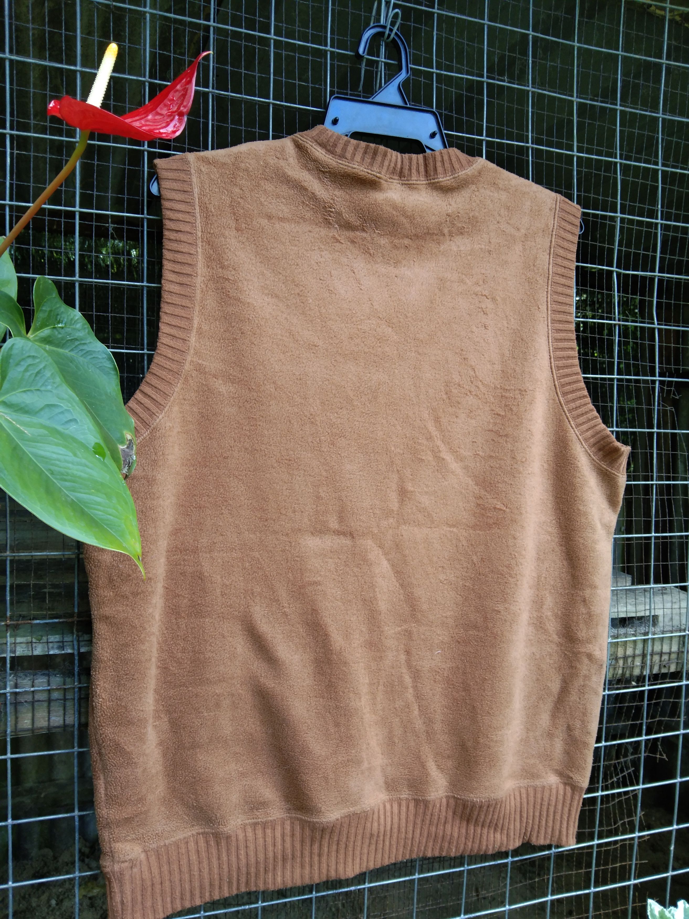 Japanese Brand × Uniqlo UNIQLO MEN'S FLEECE SLEEVELESS SHIRT Size US XL / EU 56 / 4 - 5 Thumbnail