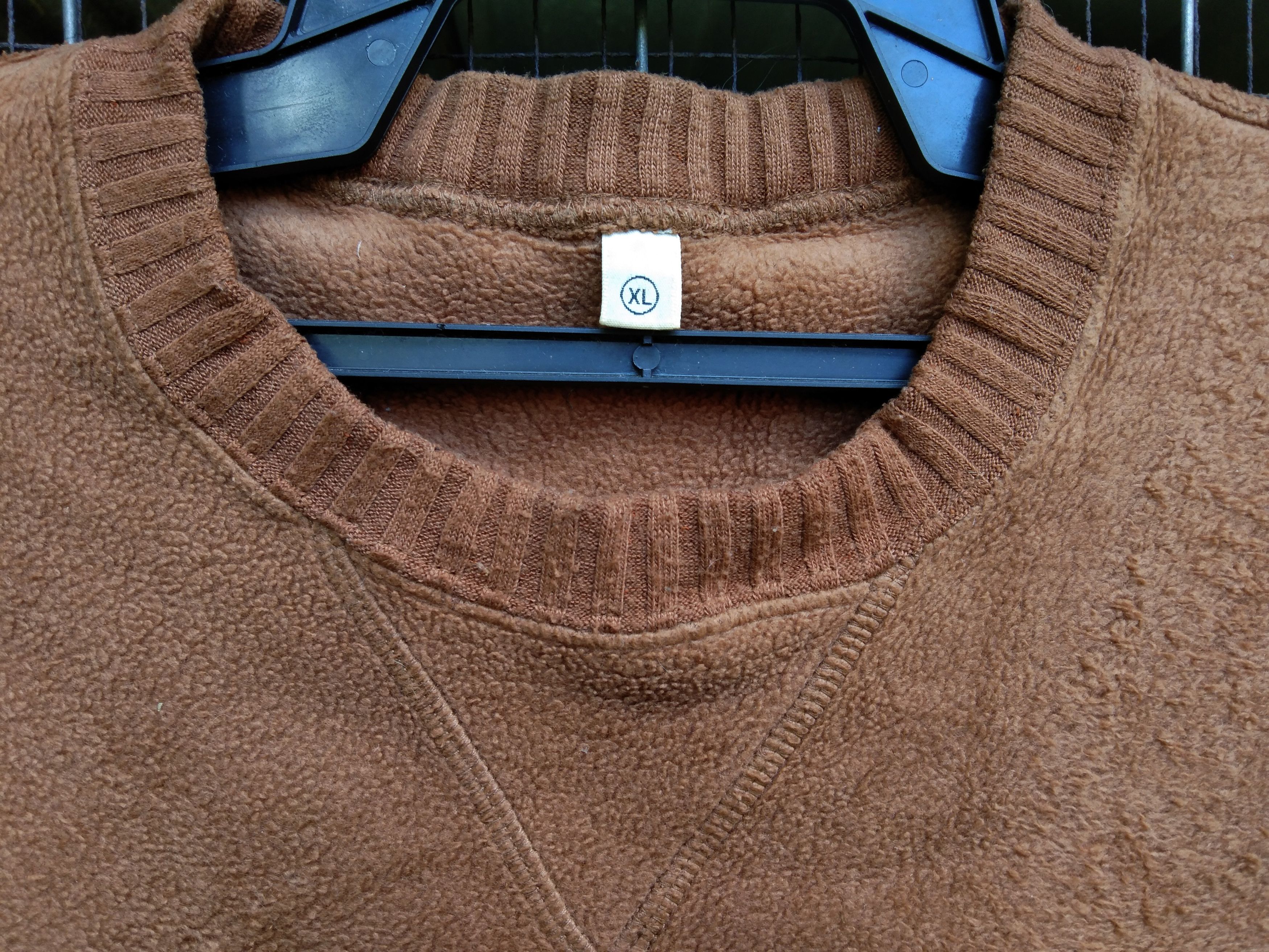 Japanese Brand × Uniqlo UNIQLO MEN'S FLEECE SLEEVELESS SHIRT Size US XL / EU 56 / 4 - 6 Thumbnail