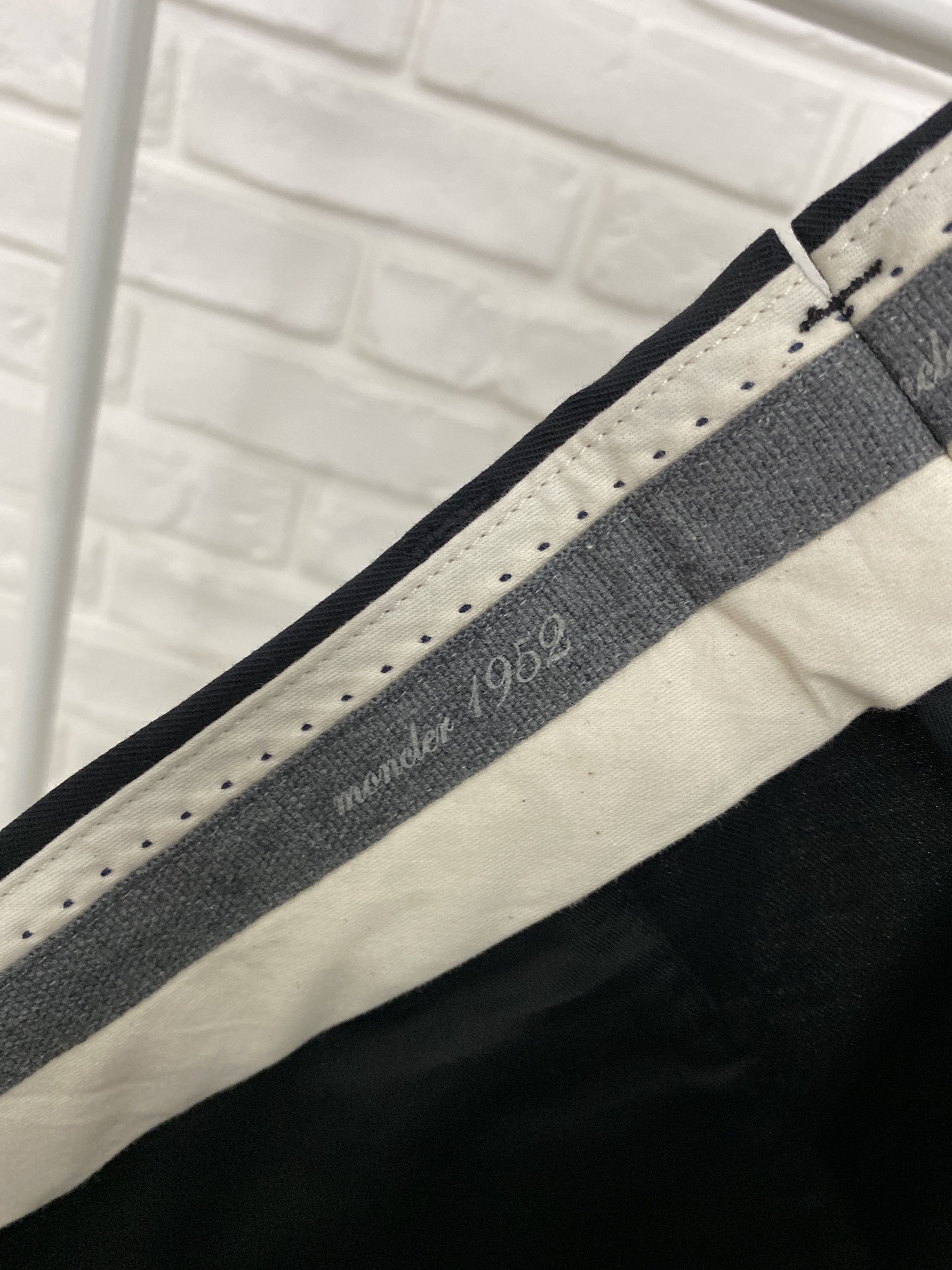 Moncler Men's Moncler Black Classic Pants Pantalone Sportivo Sz 46 Size US 30 / EU 46 - 5 Thumbnail