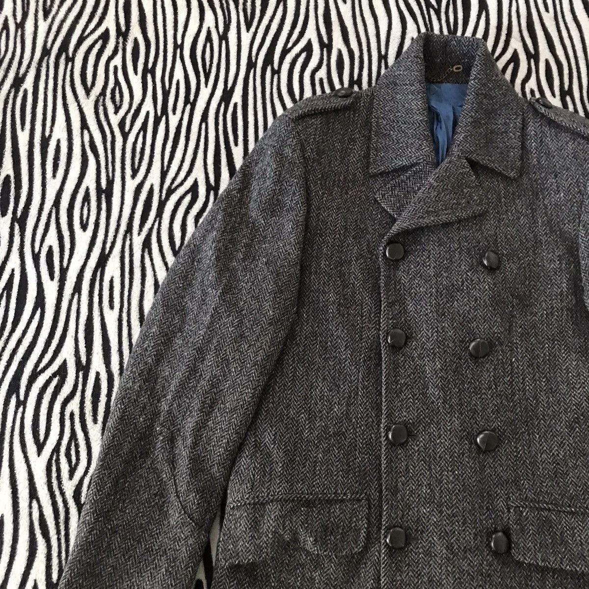 Charles Tyrwhitt Hand woven Harris Tweed 100% Pure Wool made in Hungary Size US S / EU 44-46 / 1 - 3 Thumbnail
