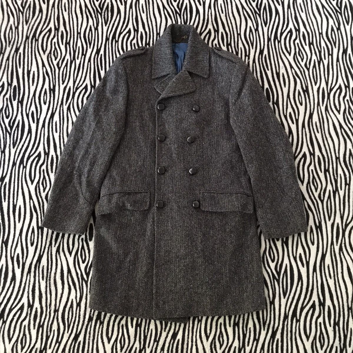 Charles Tyrwhitt Hand woven Harris Tweed 100% Pure Wool made in Hungary Size US S / EU 44-46 / 1 - 1 Thumbnail