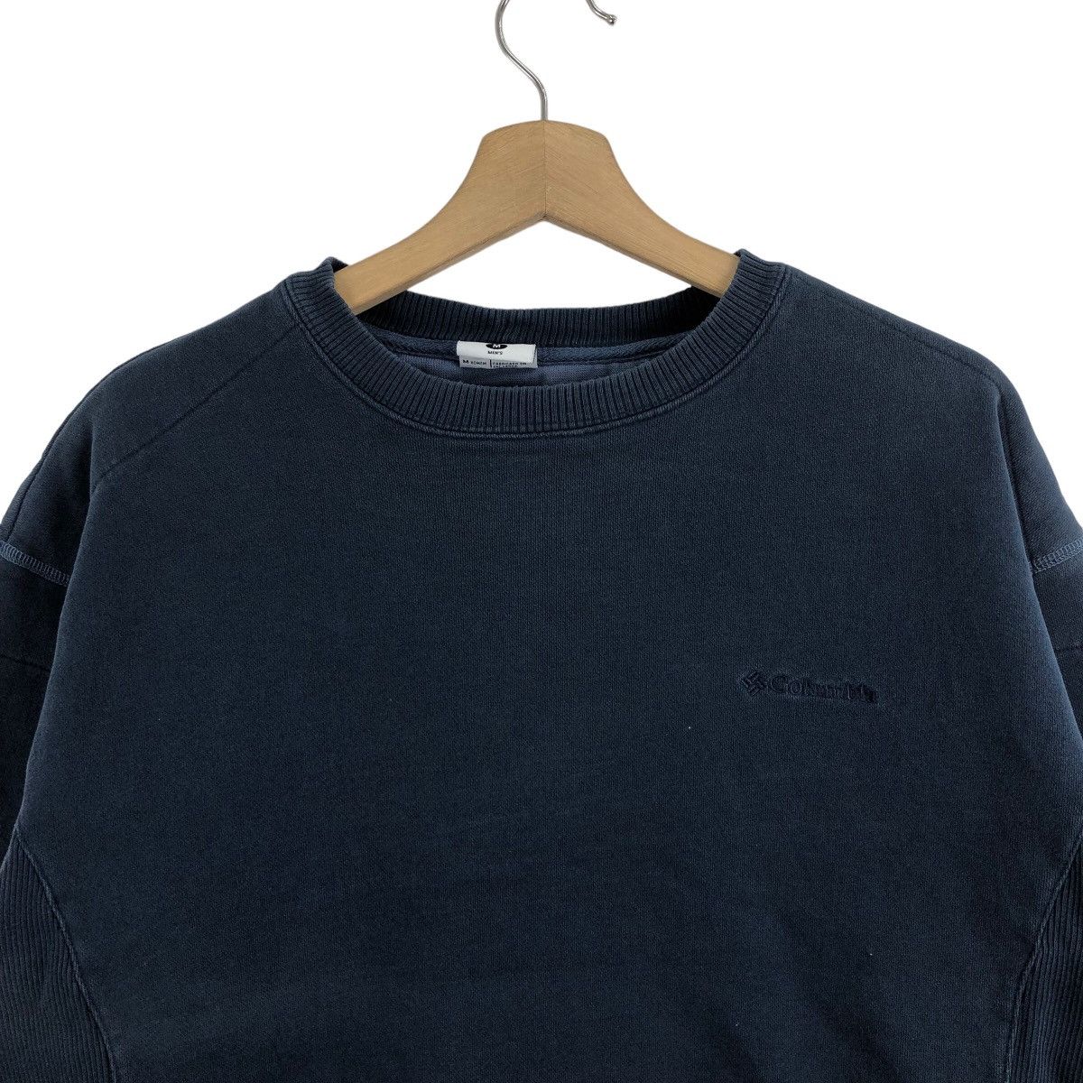 Columbia Vintage COLUMBIA Sweatshirt Navy Colour Pullover Jumper Size US M / EU 48-50 / 2 - 2 Thumbnail
