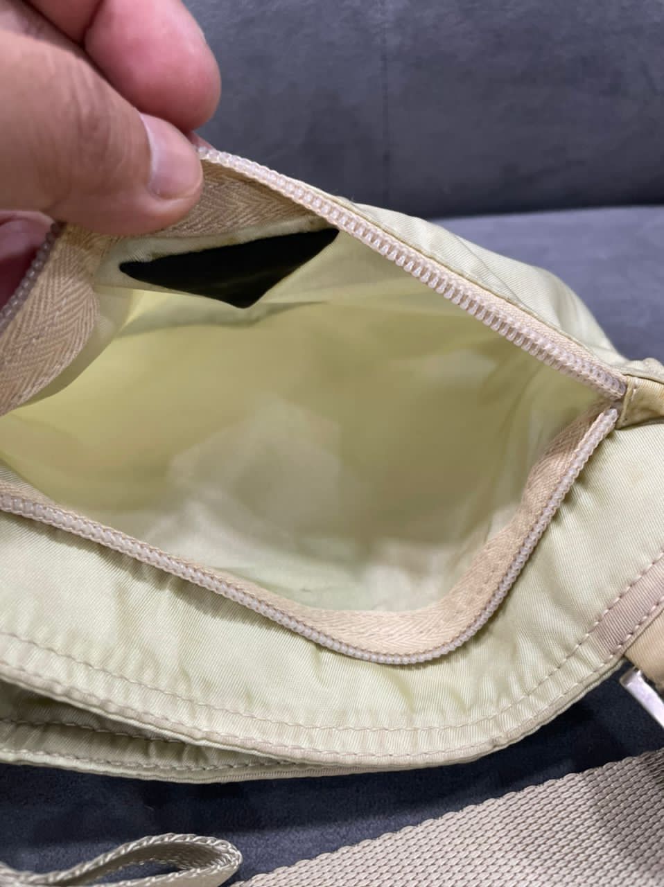 Prada Authentic Prada Tessutto Nyalon White Crossbody Bag Size ONE SIZE - 6 Thumbnail