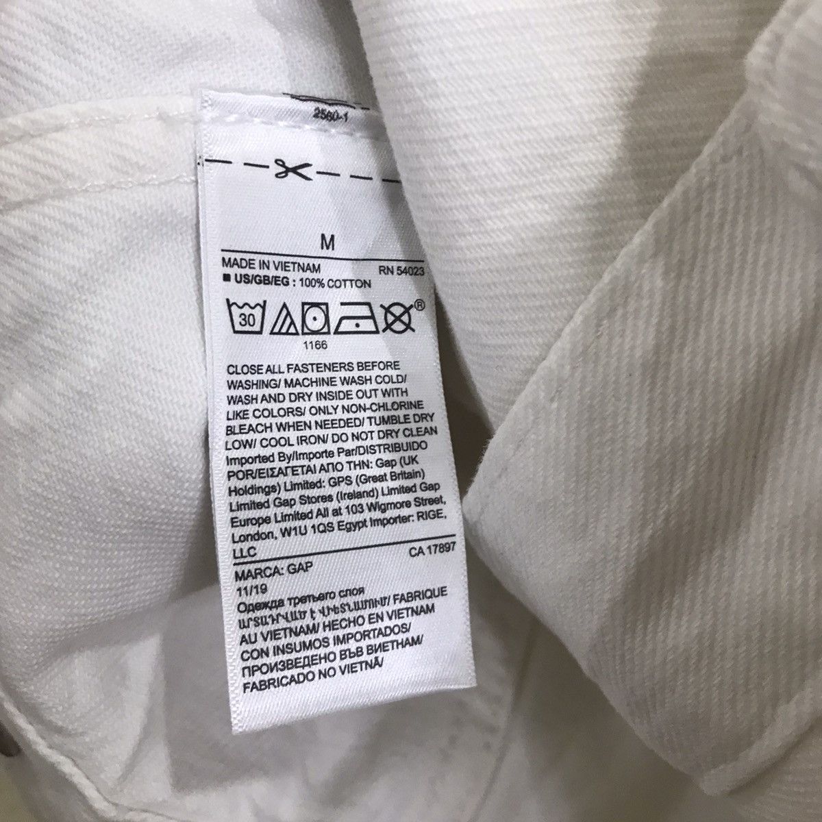 Gap Vintage Gap Trucker Denim Jacket 🧥 Size US M / EU 48-50 / 2 - 8 Thumbnail