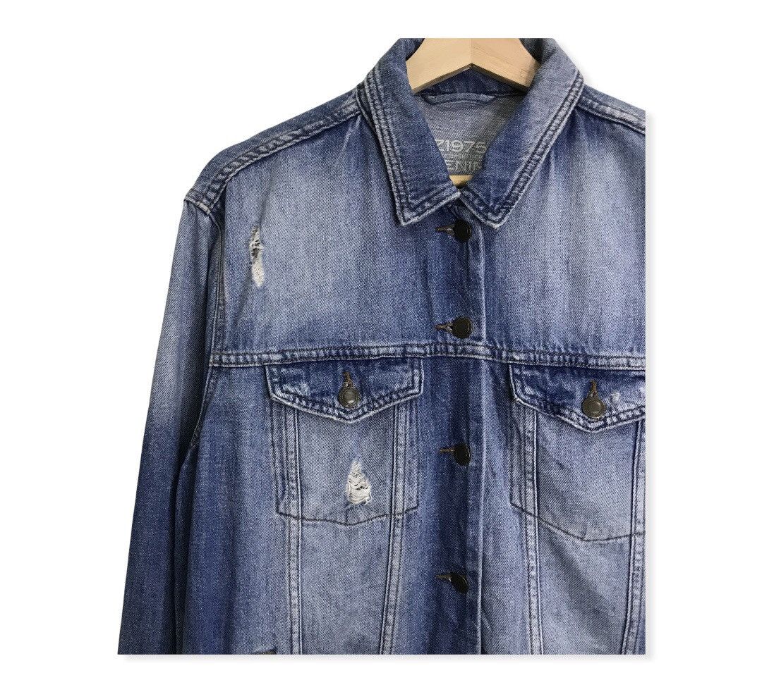 Zara Zara Distressed Denim Trucker Jacket Size US M / EU 48-50 / 2 - 4 Thumbnail
