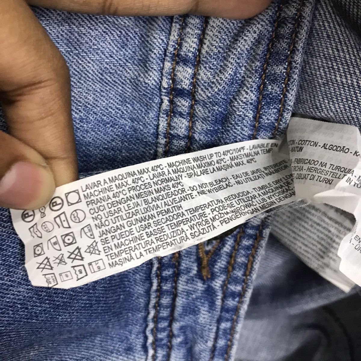 Zara Zara Distressed Denim Trucker Jacket Size US M / EU 48-50 / 2 - 11 Thumbnail