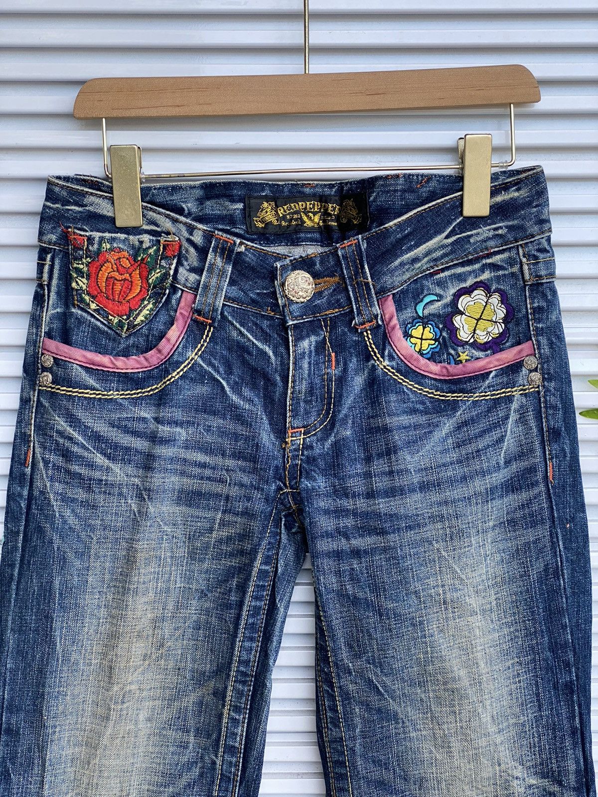 Japanese Brand × Vintage XX Red Pepper Skulls Flowers Embroidered Denim Size US 30 / EU 46 - 6 Thumbnail