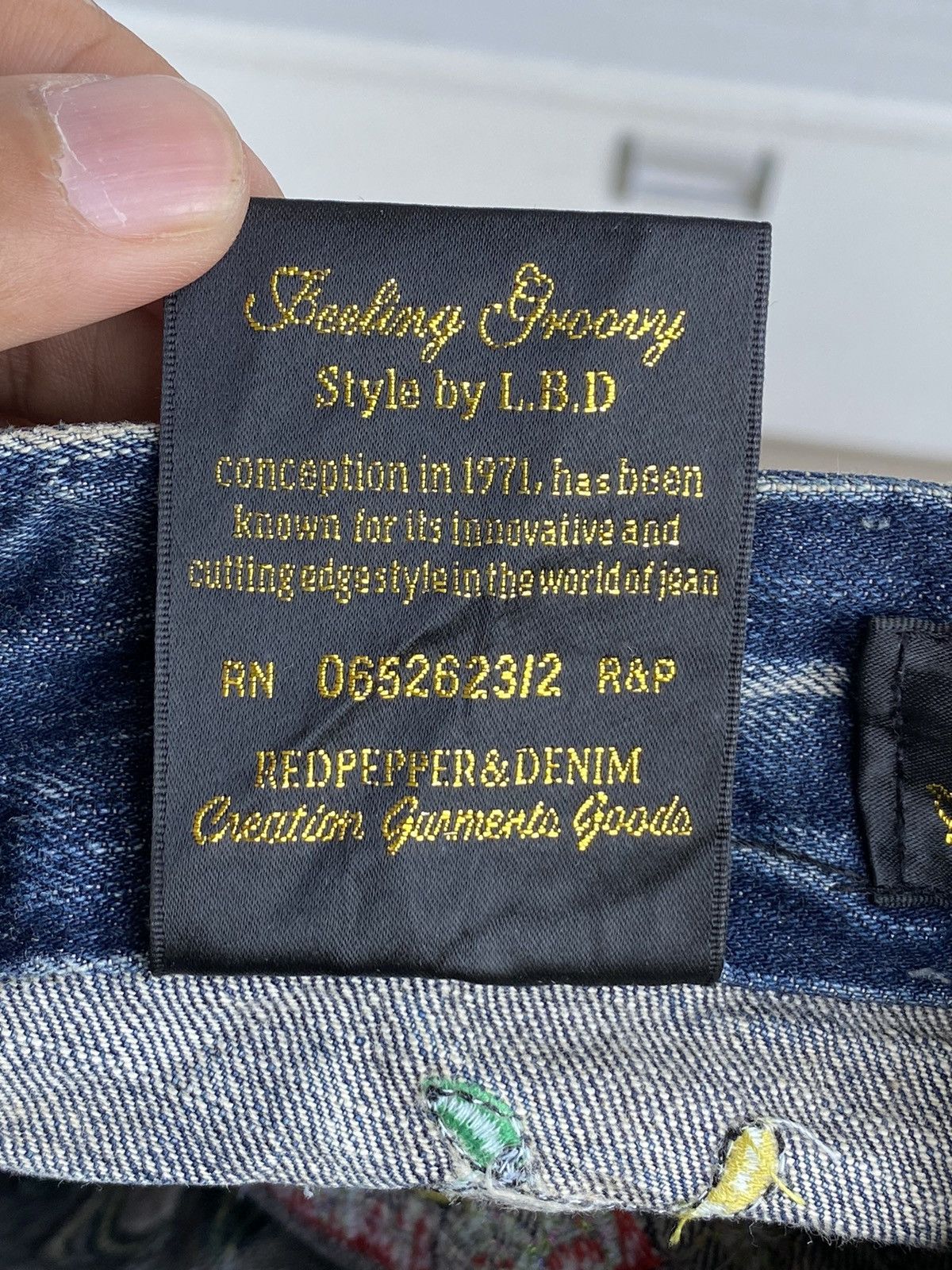 Japanese Brand × Vintage XX Red Pepper Skulls Flowers Embroidered Denim Size US 30 / EU 46 - 13 Thumbnail