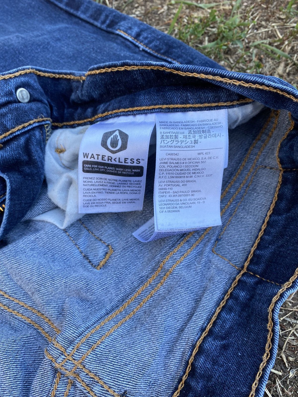 Levi's Vintage Levi’s jeans denim 514 streetwear style size 32x32 Size US 32 / EU 48 - 7 Thumbnail