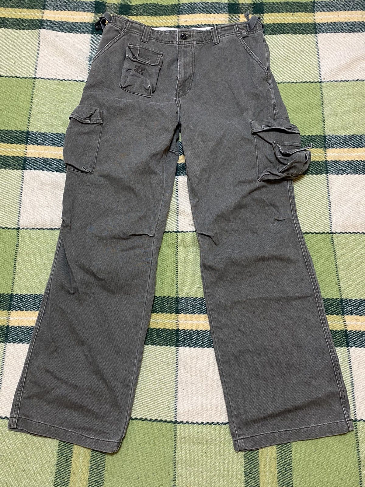 Alpha Industries Vintage Alpha Industries cargo pants military 90s size 34 Size US 34 / EU 50 - 1 Thumbnail