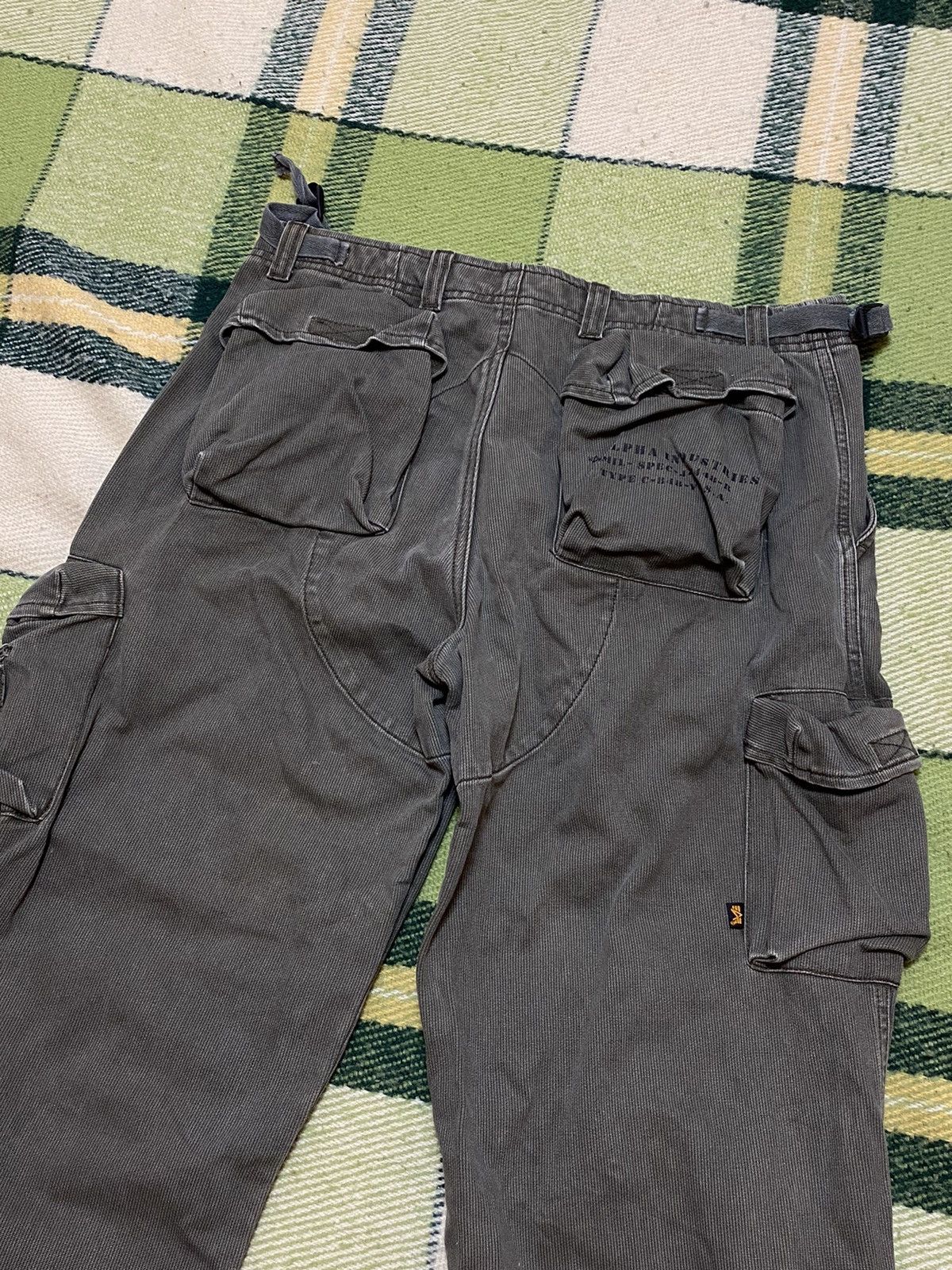 Alpha Industries Vintage Alpha Industries cargo pants military 90s size 34 Size US 34 / EU 50 - 5 Thumbnail