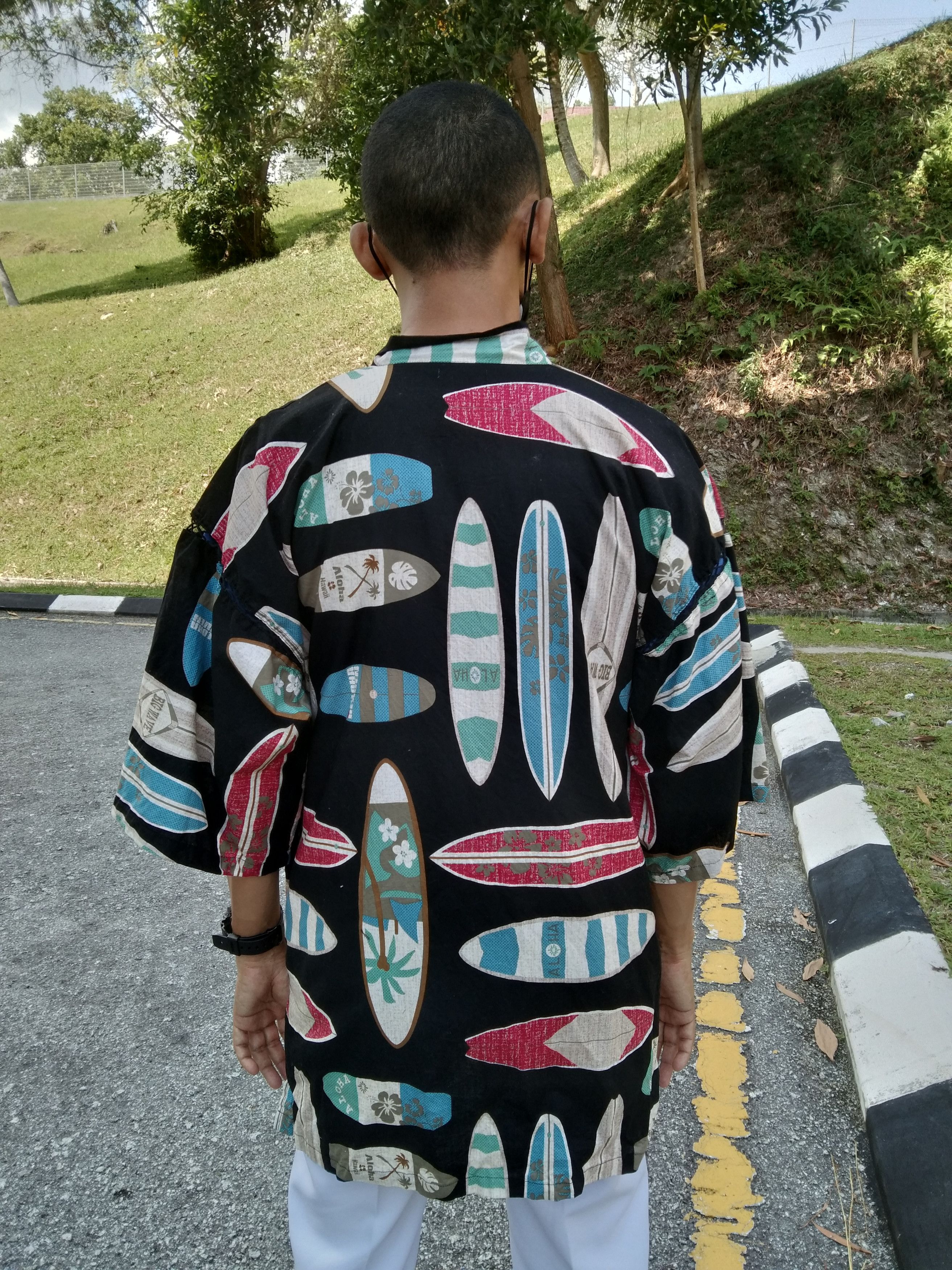 LIGHTLAYERS FASHIONISTA HAWAIIAN KIMONO