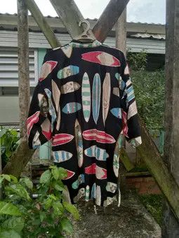 LIGHTLAYERS FASHIONISTA HAWAIIAN KIMONO