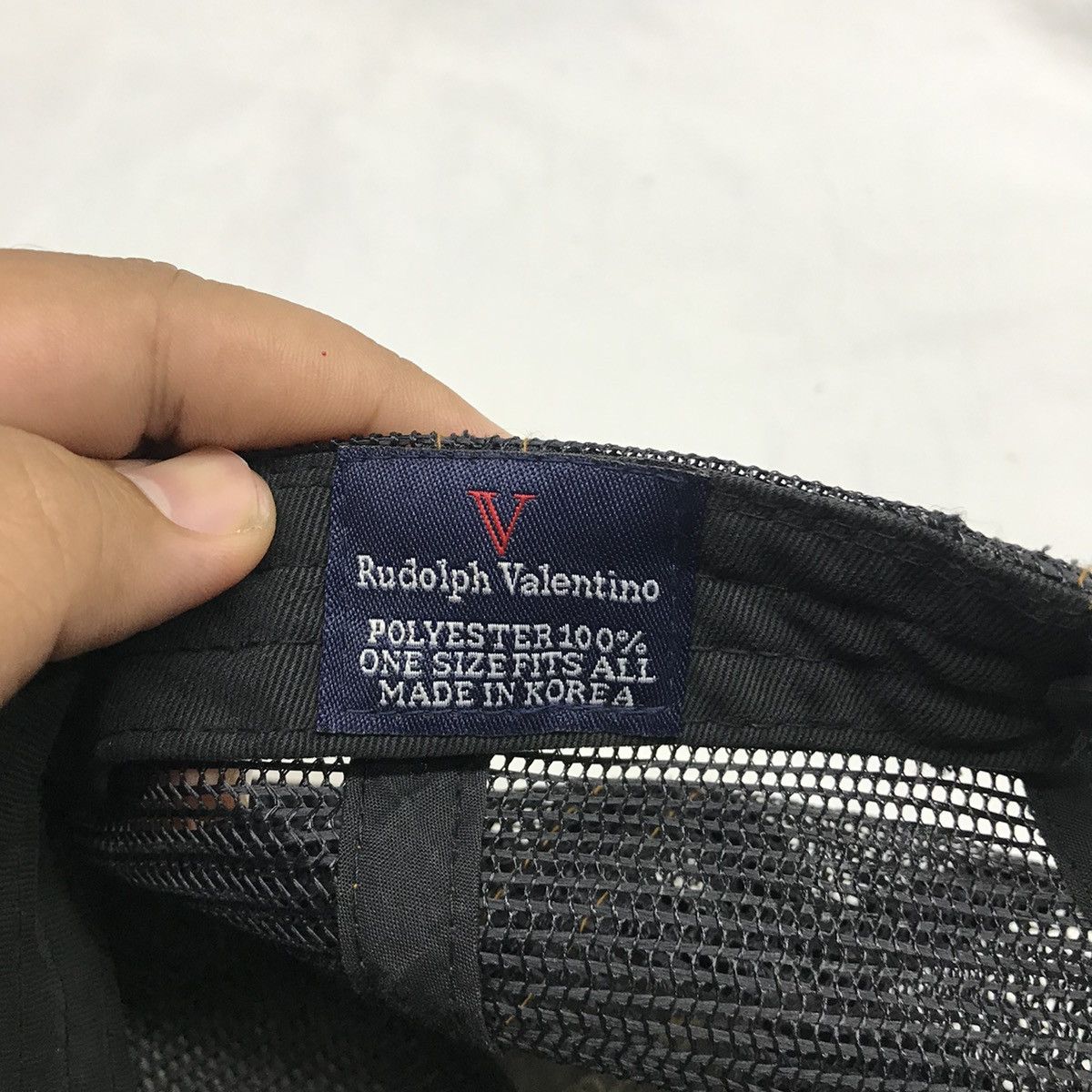 Designer Rudolph Valentino Trucker Hats Caps Size ONE SIZE - 7 Thumbnail