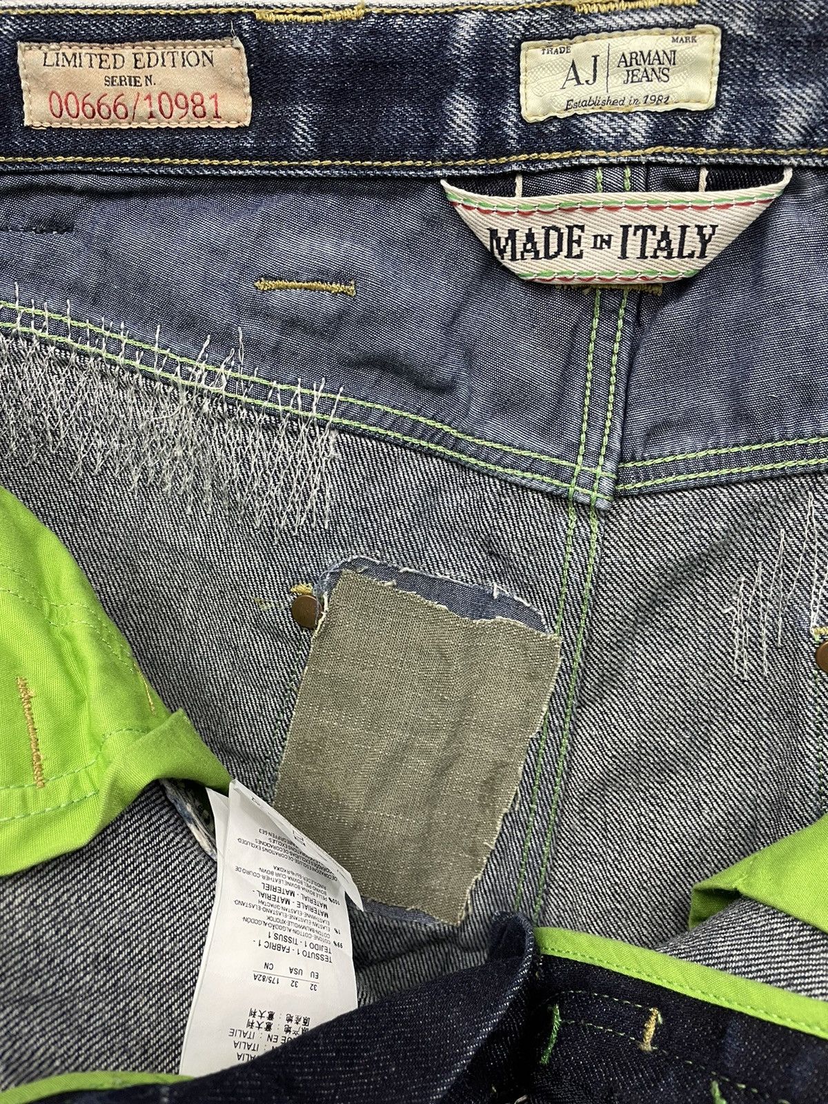 Giorgio Armani ARMANI Limited Edition Green Selvedge Ripped Design Denim Size US 31 - 12 Thumbnail