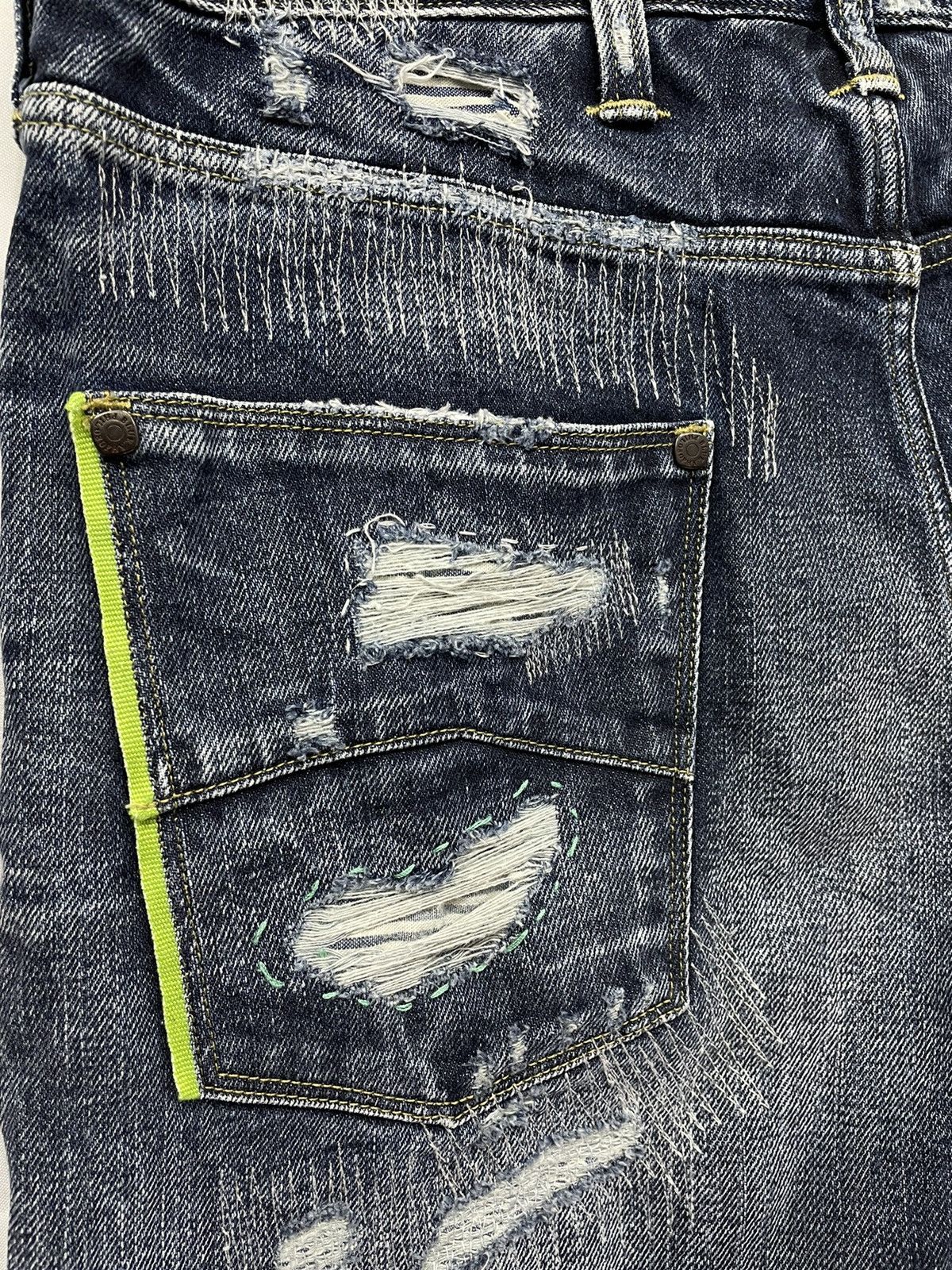 Giorgio Armani ARMANI Limited Edition Green Selvedge Ripped Design Denim Size US 31 - 10 Thumbnail