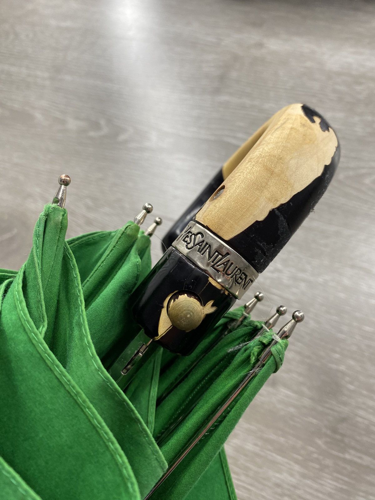 Vintage Vintage Yves Saint Laurent Size ONE SIZE - 13 Thumbnail