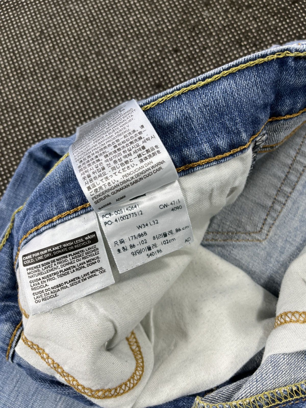 Levi's × Vintage Vintage Levis 514 Light Blue Jeans - J406 Size US 36 / EU 52 - 8 Thumbnail