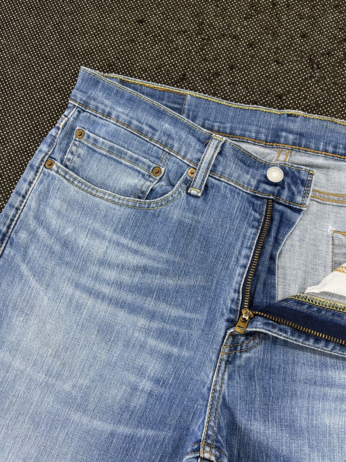 Levi's × Vintage Vintage Levis 514 Light Blue Jeans - J406 Size US 36 / EU 52 - 6 Thumbnail