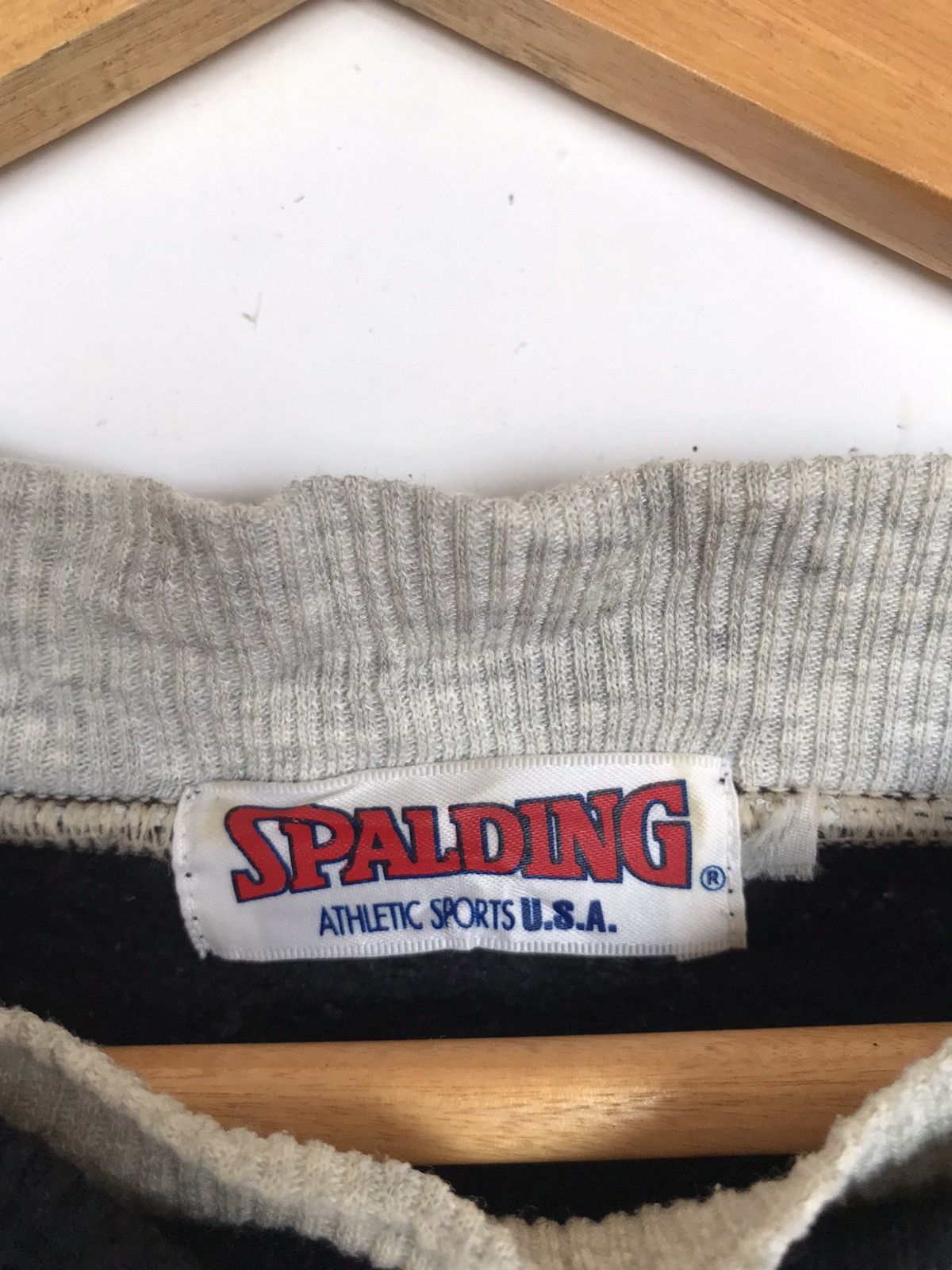 Spalding × Vintage Vintage 90s Spalding Sweatshirt Striped American Sport Size US L / EU 52-54 / 3 - 3 Thumbnail