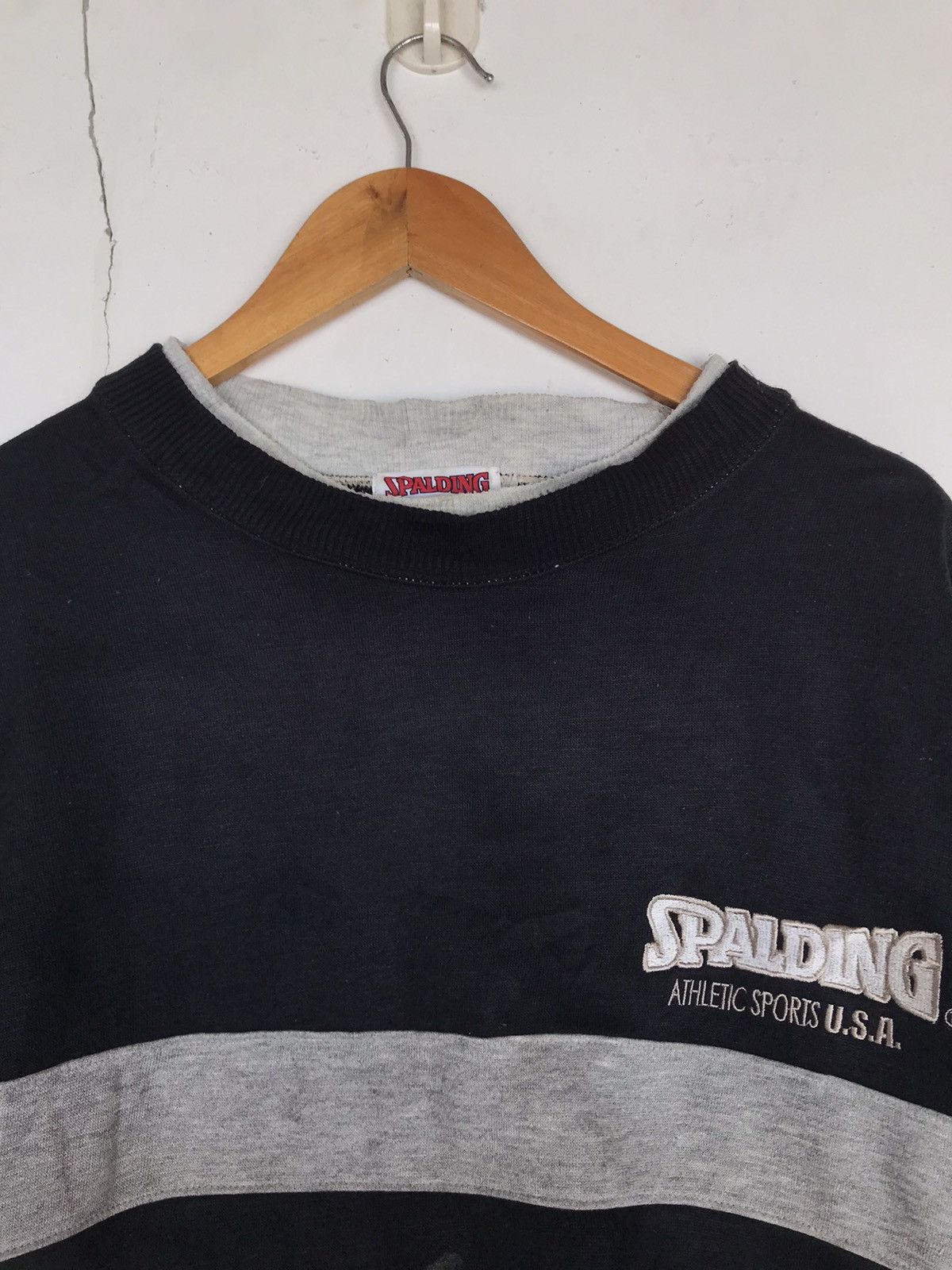 Spalding × Vintage Vintage 90s Spalding Sweatshirt Striped American Sport Size US L / EU 52-54 / 3 - 2 Thumbnail