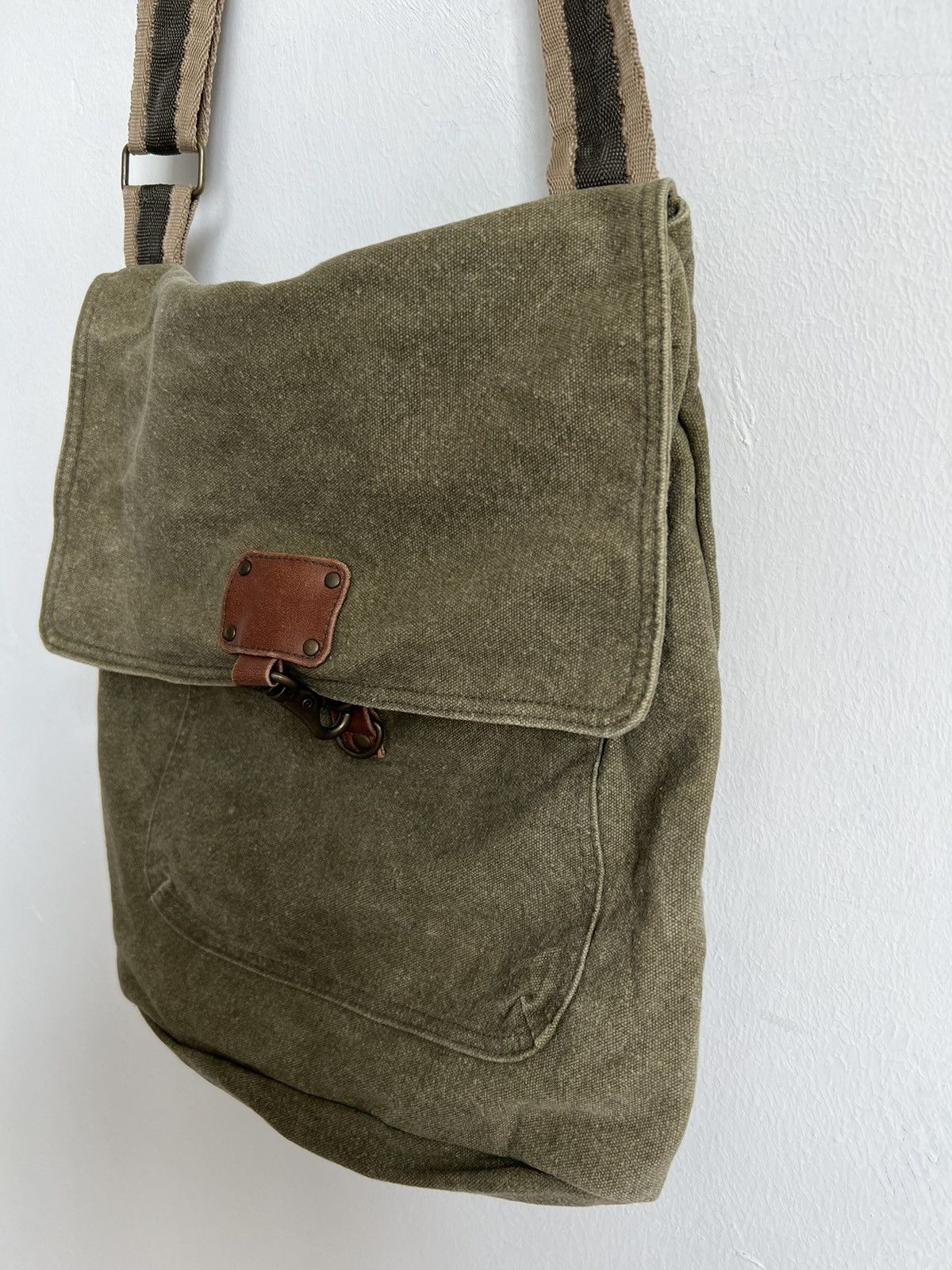 Other Army Style Sling Bag Size ONE SIZE - 3 Thumbnail