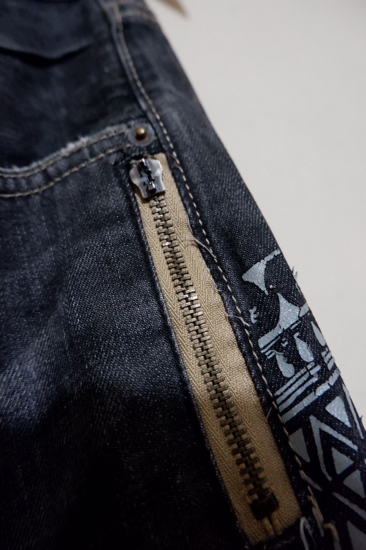 If Six Was Nine Vintage Zunis Distressed Ripped Selvedge Denim Size US 30 / EU 46 - 9 Thumbnail