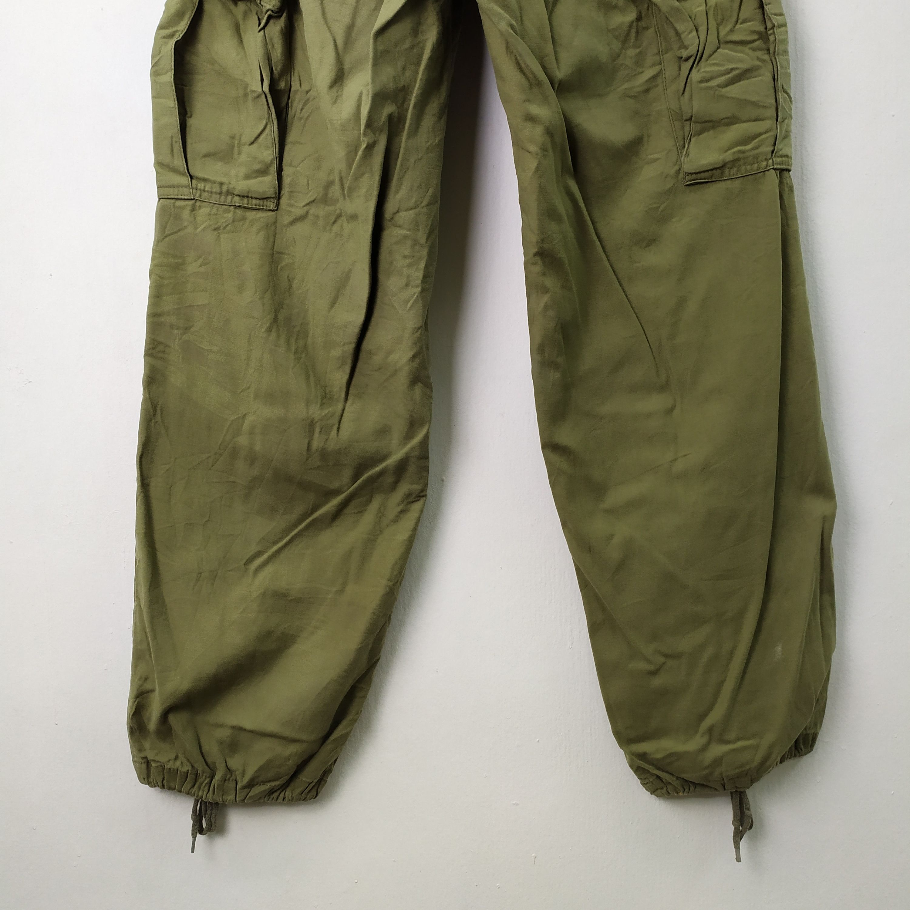 Japanese Brand × Vintage VINTAGE BACK NUMBER FADED CARGO PANTS Size US 32 / EU 48 - 7 Thumbnail
